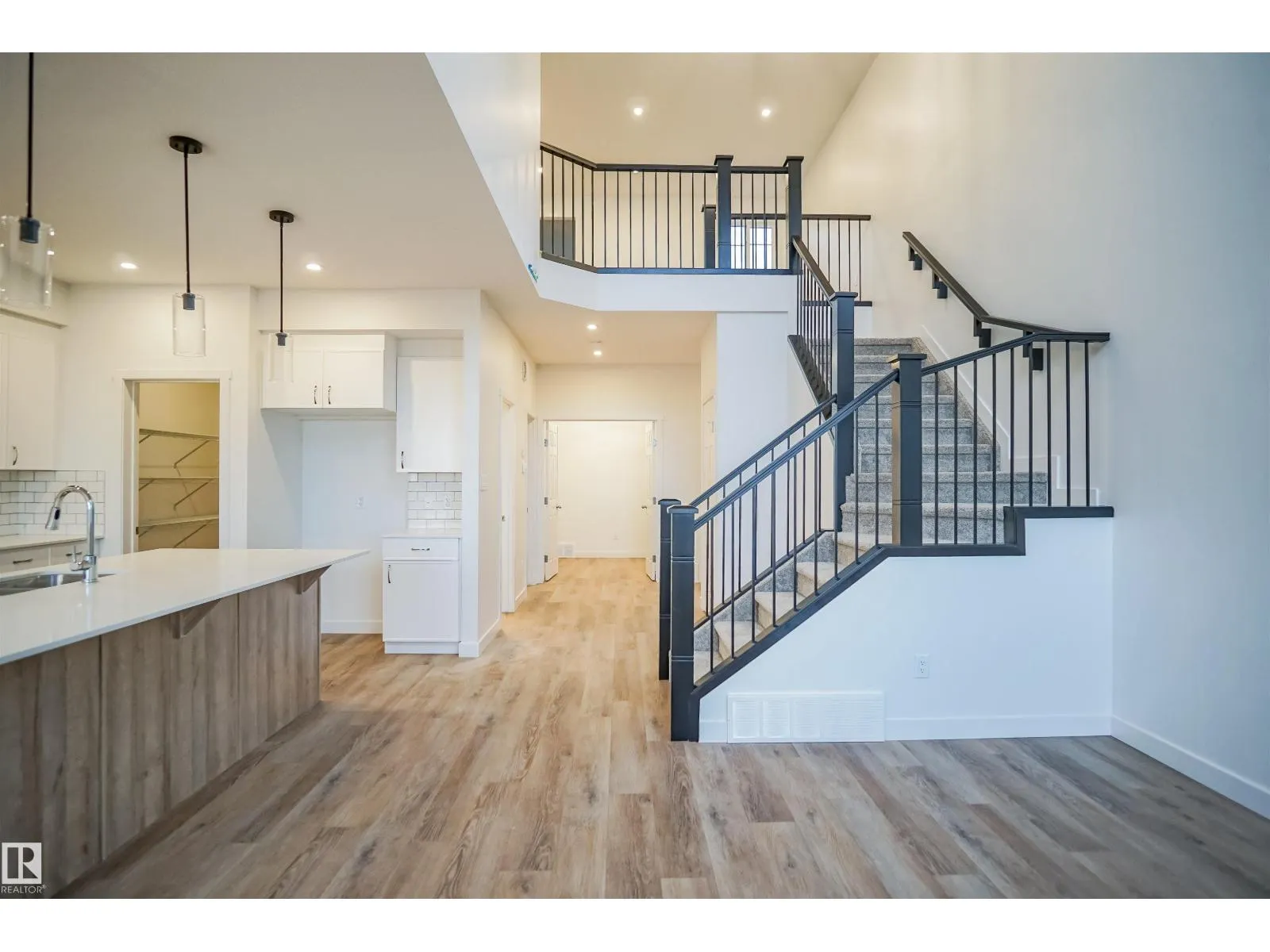 195 Caledon
