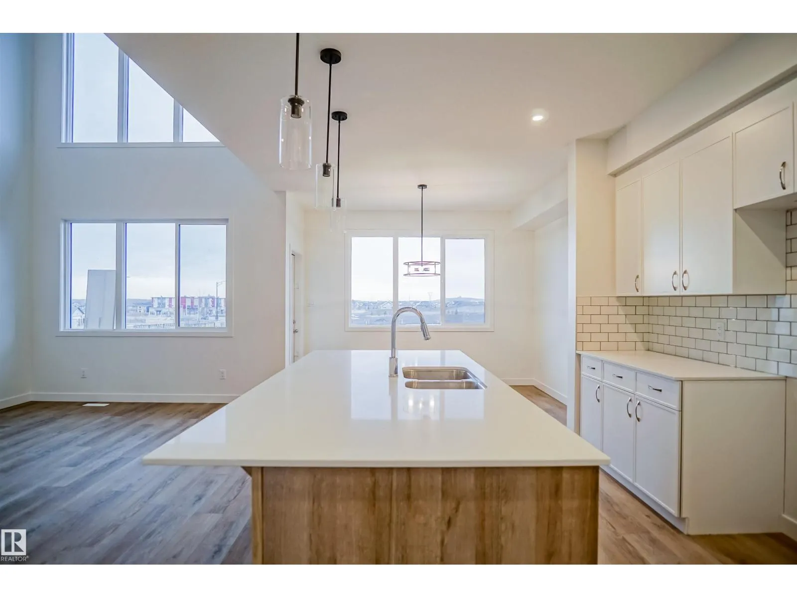 195 Caledon