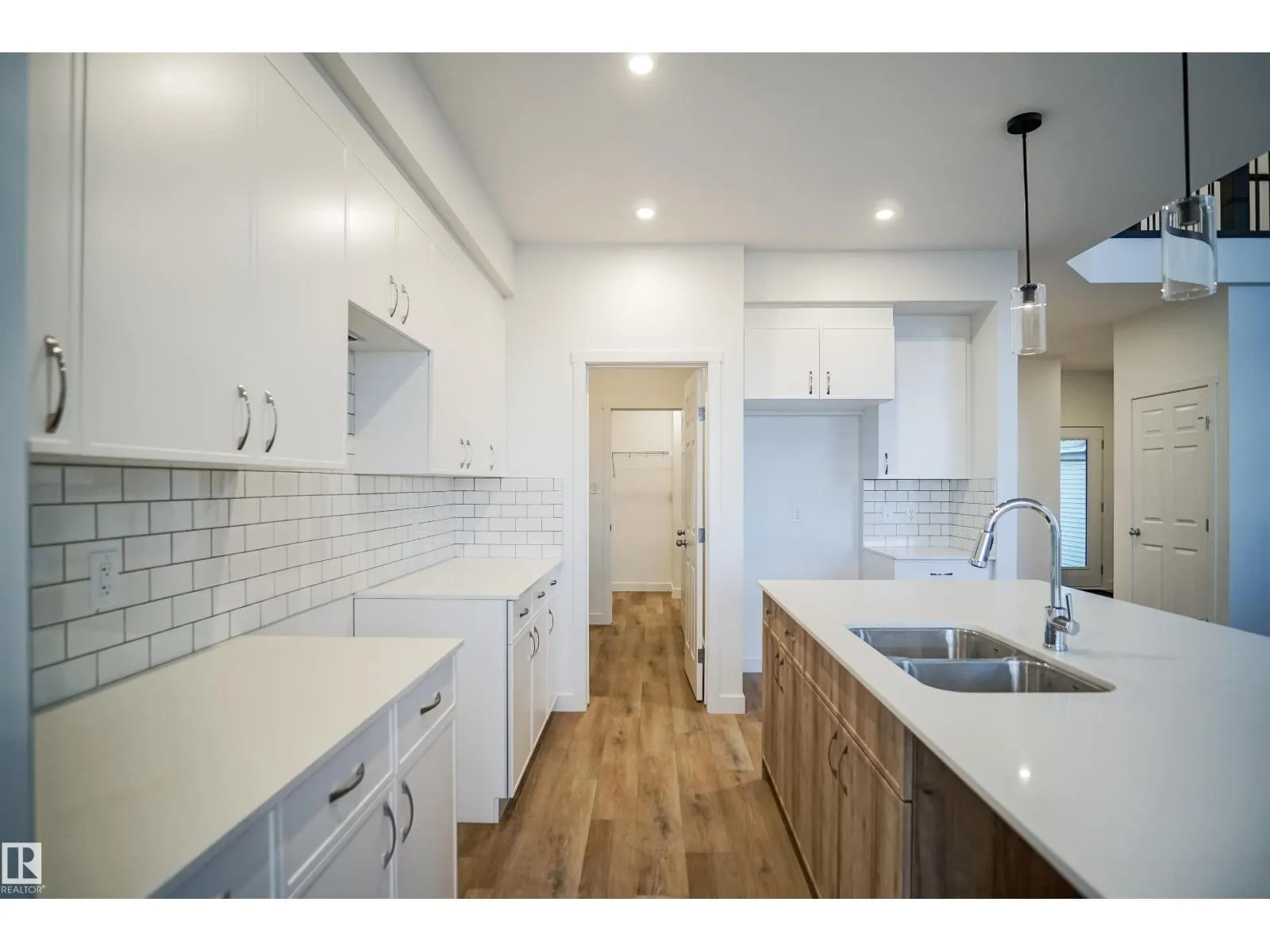 195 Caledon