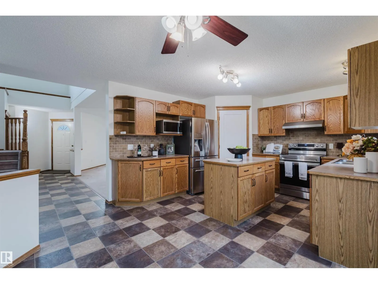 442 KLARVATTEN LAKE WD NW