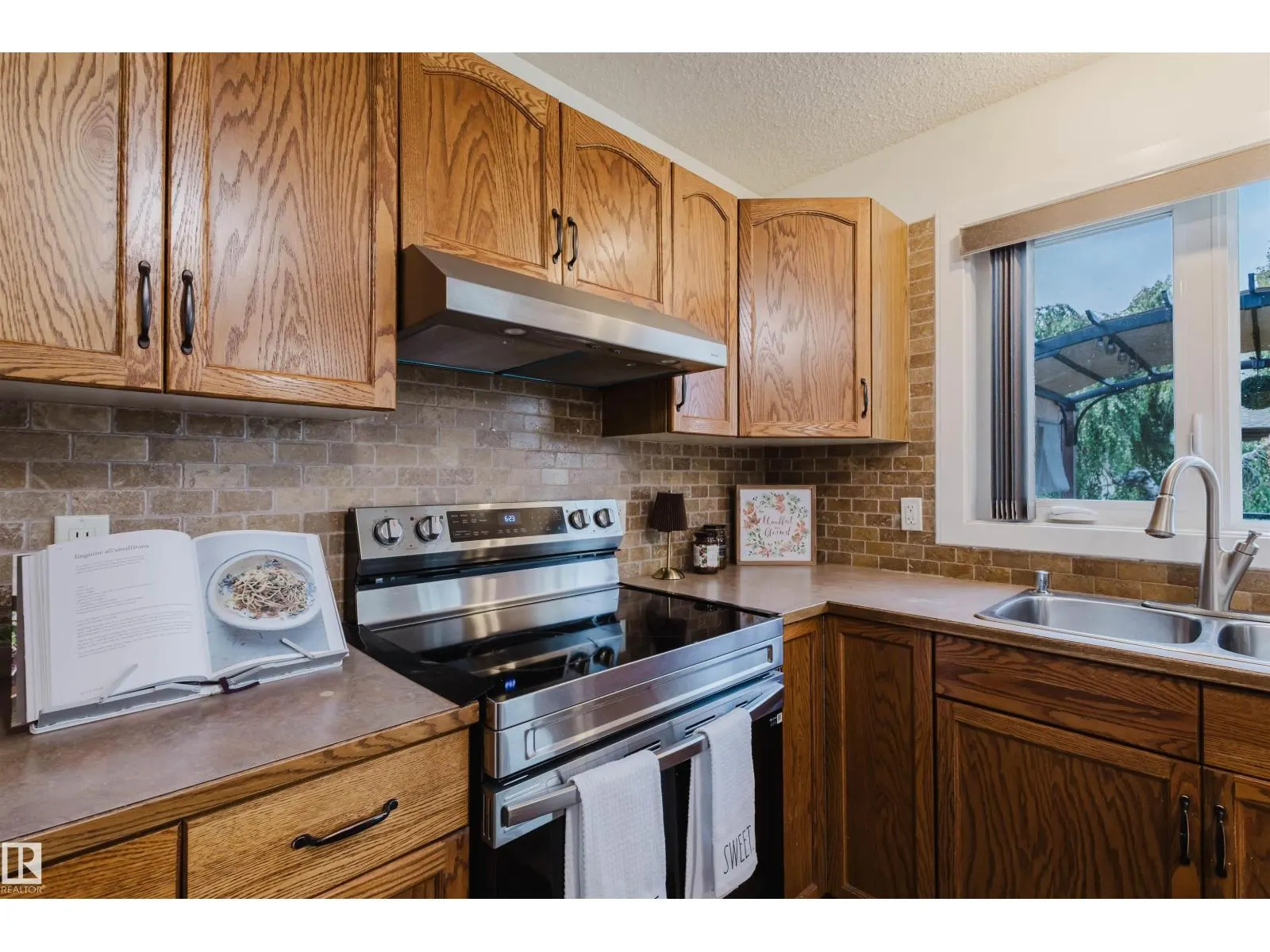 442 KLARVATTEN LAKE WD NW