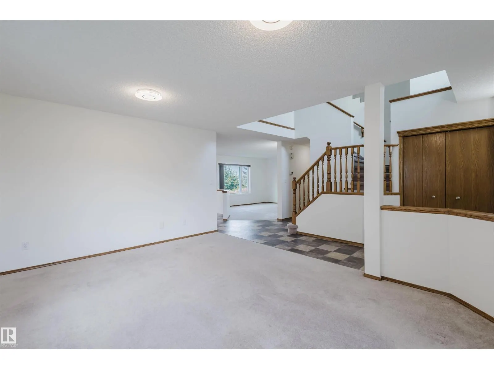 442 KLARVATTEN LAKE WD NW