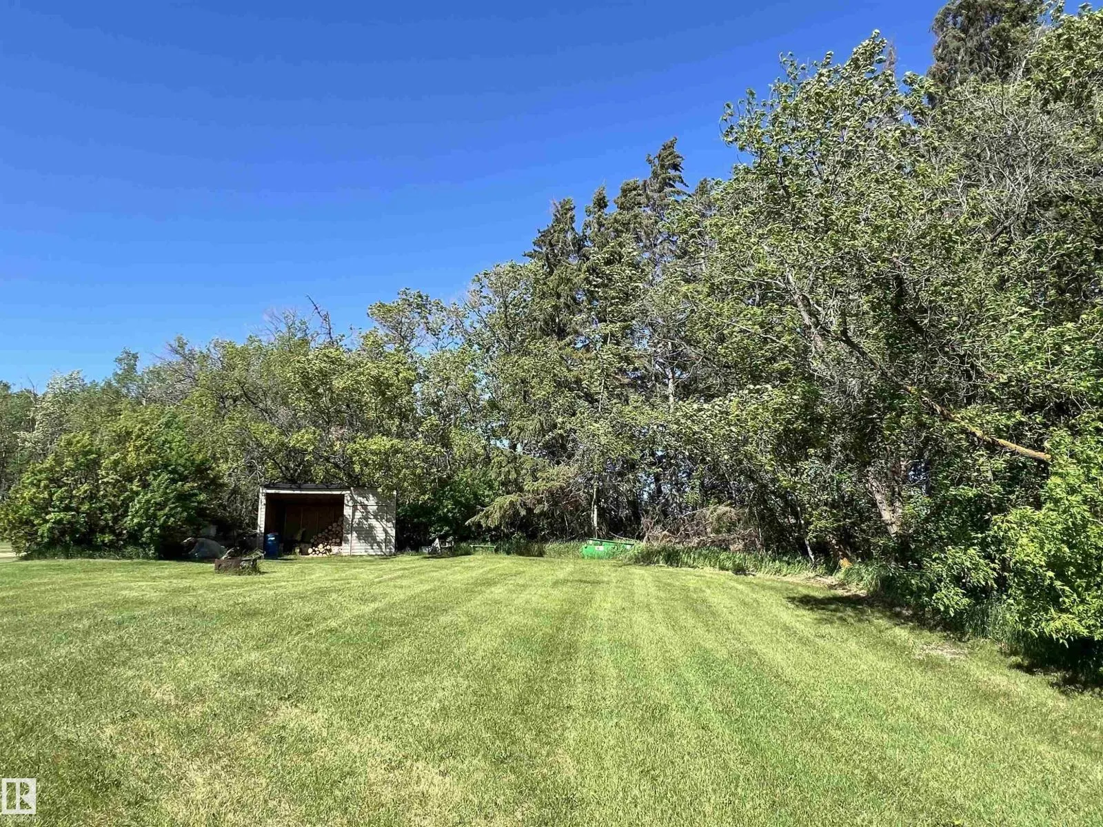 61101 Rge Rd 261