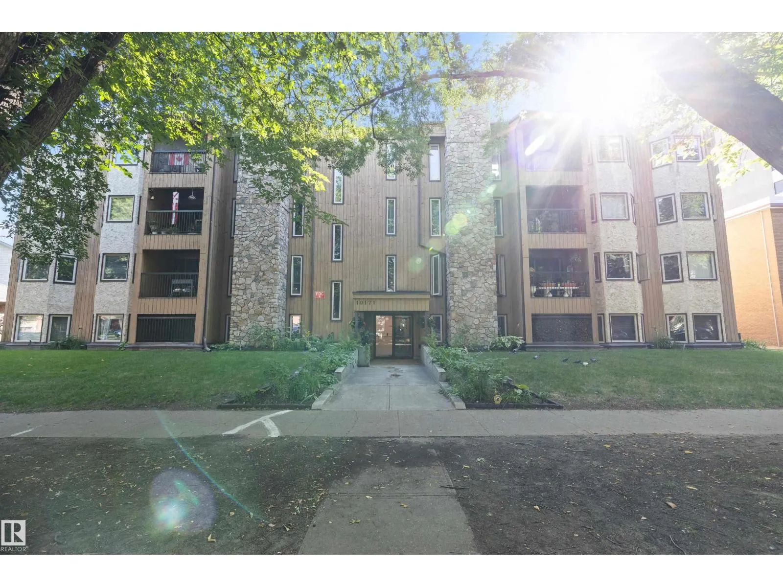 #307 10171 119 ST NW
