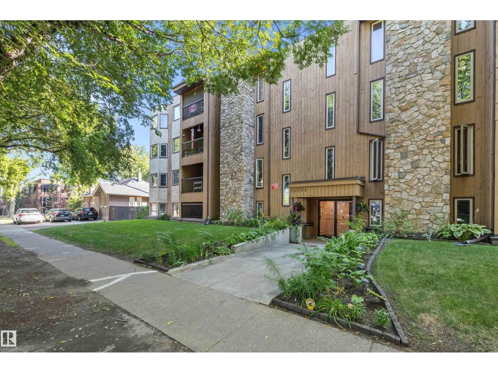 #307 10171 119 ST NW