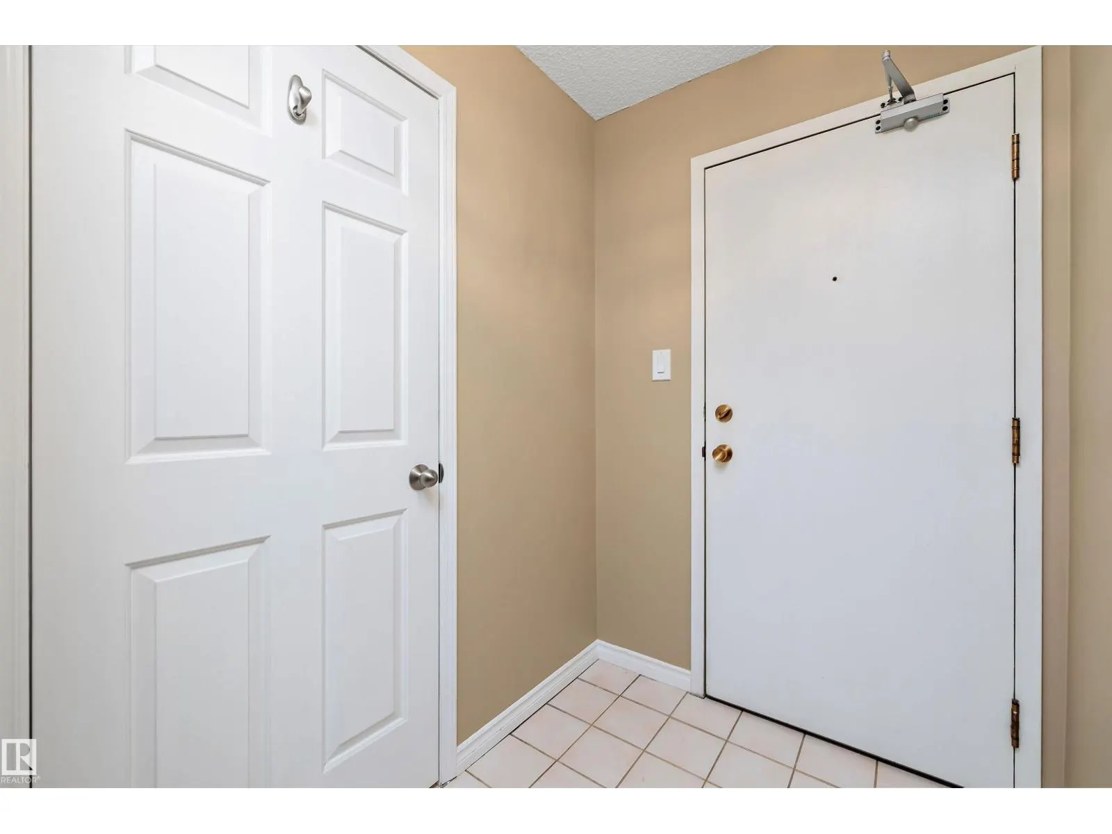 #307 10171 119 ST NW