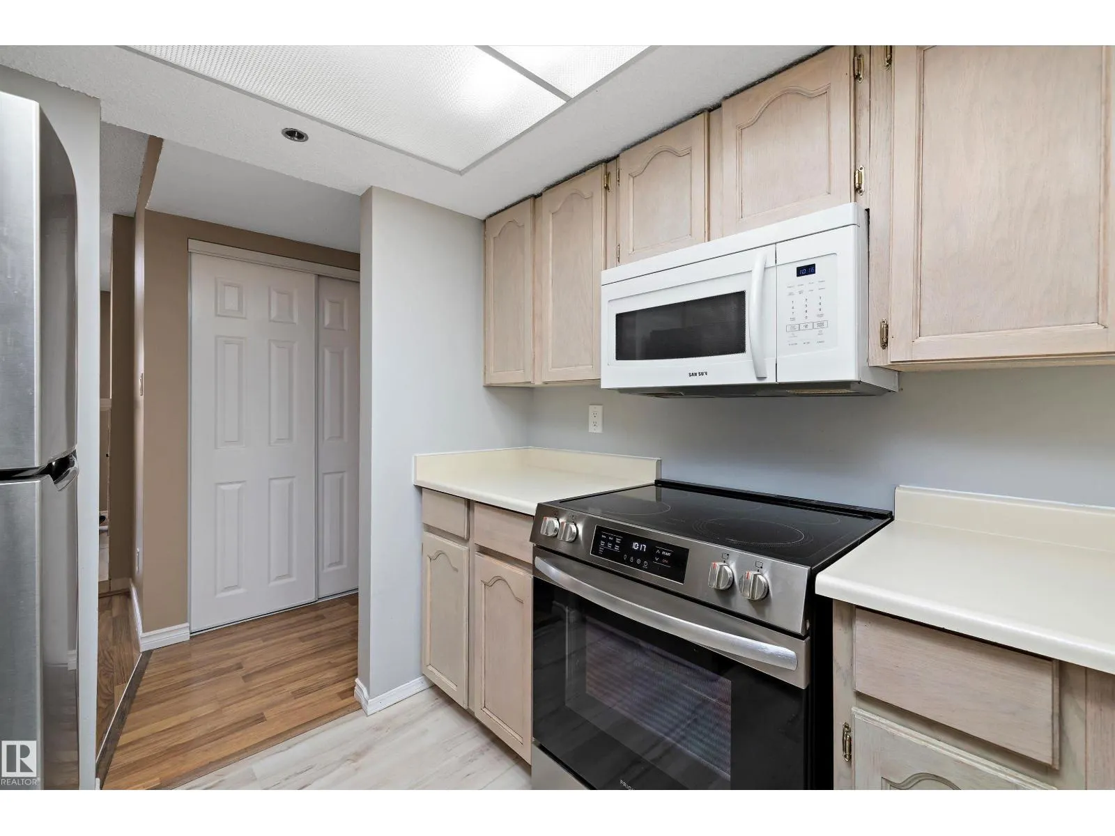 #307 10171 119 ST NW