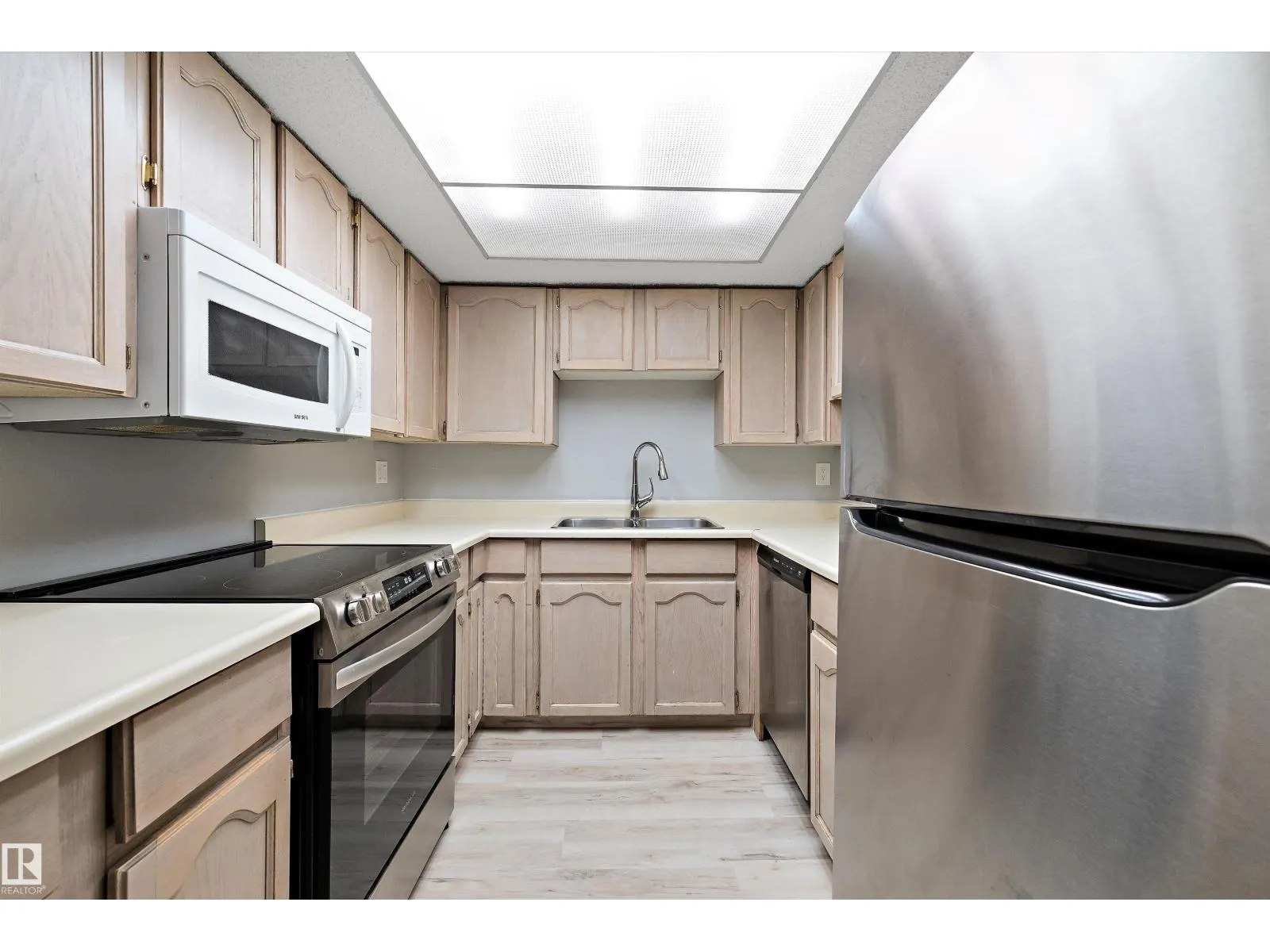 #307 10171 119 ST NW