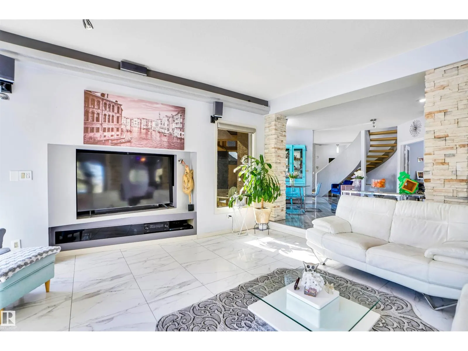 20604 5 AV SW