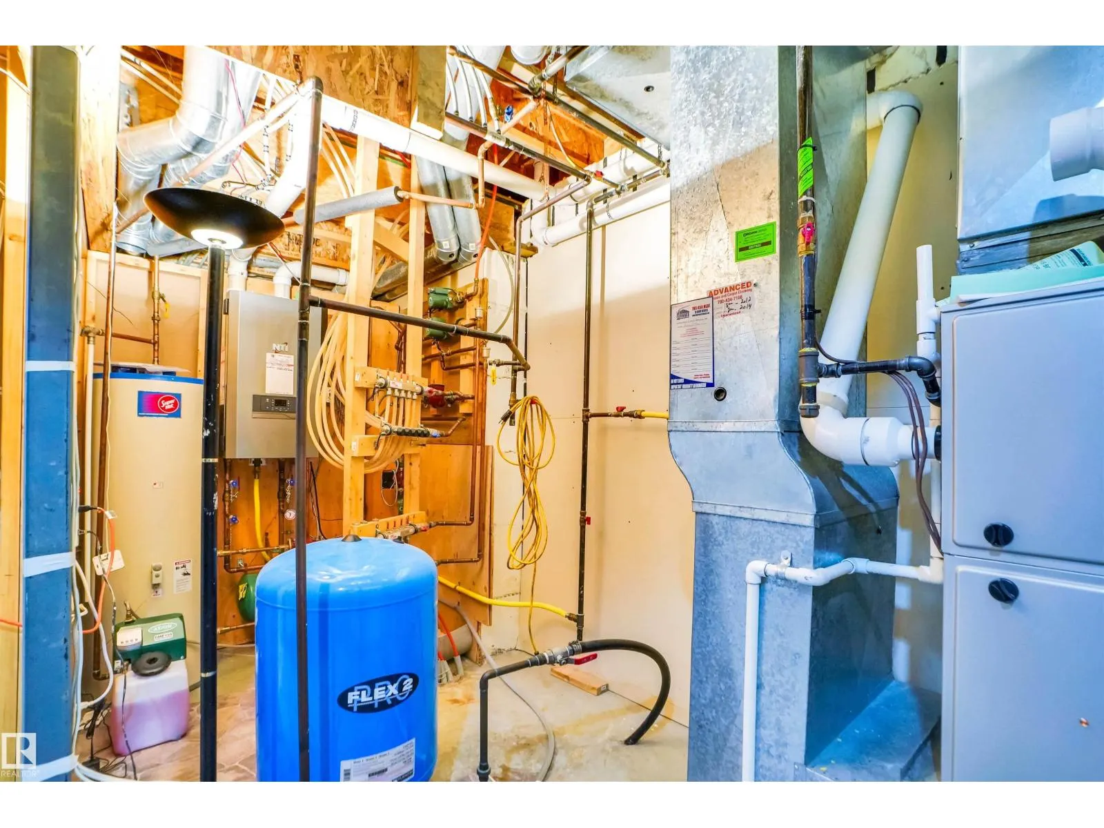 20604 5 AV SW