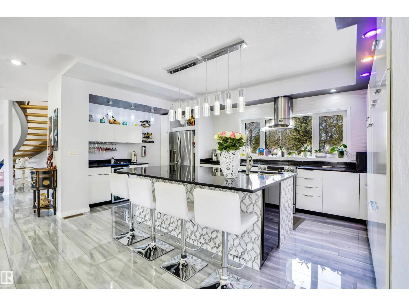 20604 5 AV SW