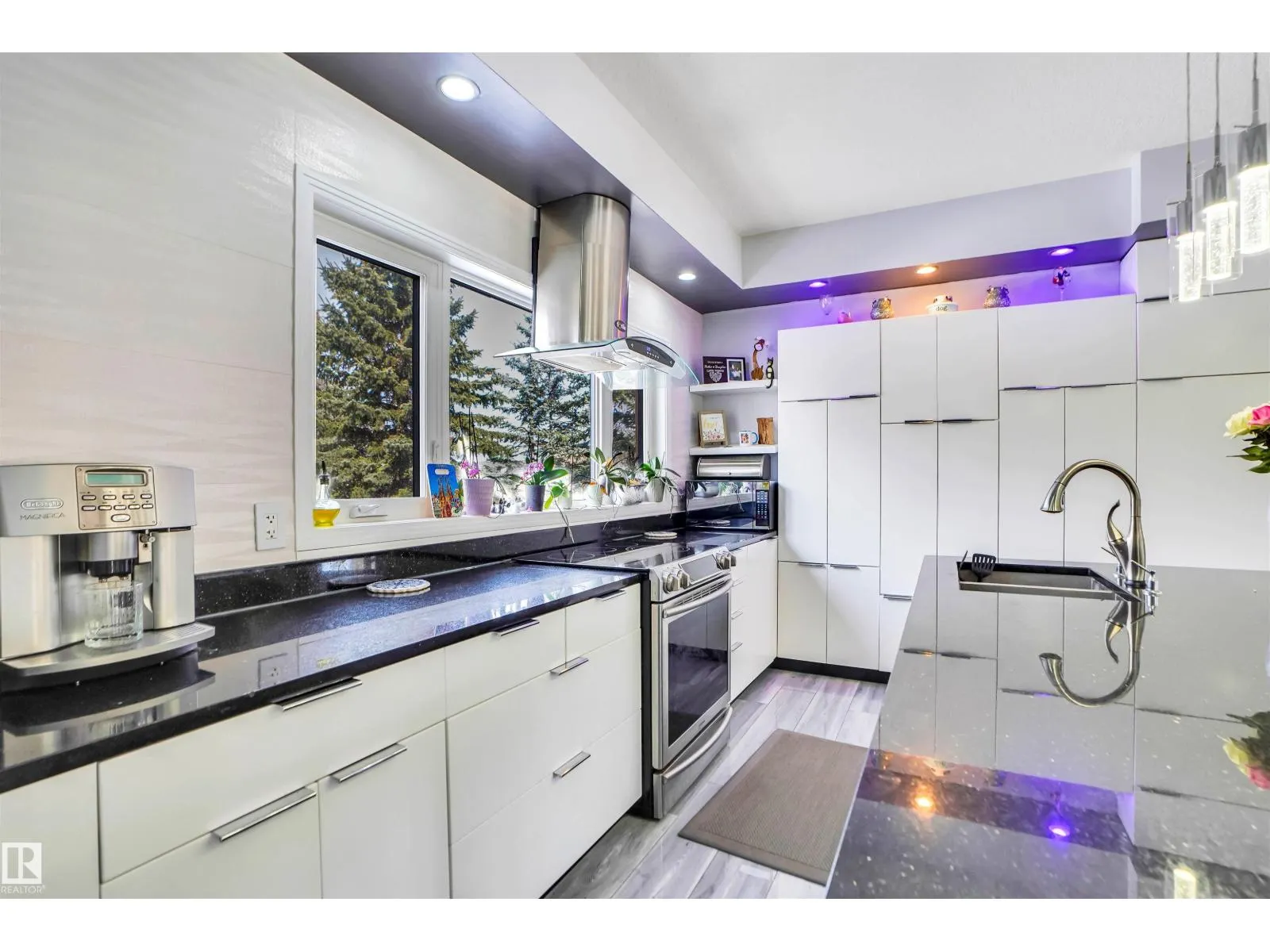 20604 5 AV SW