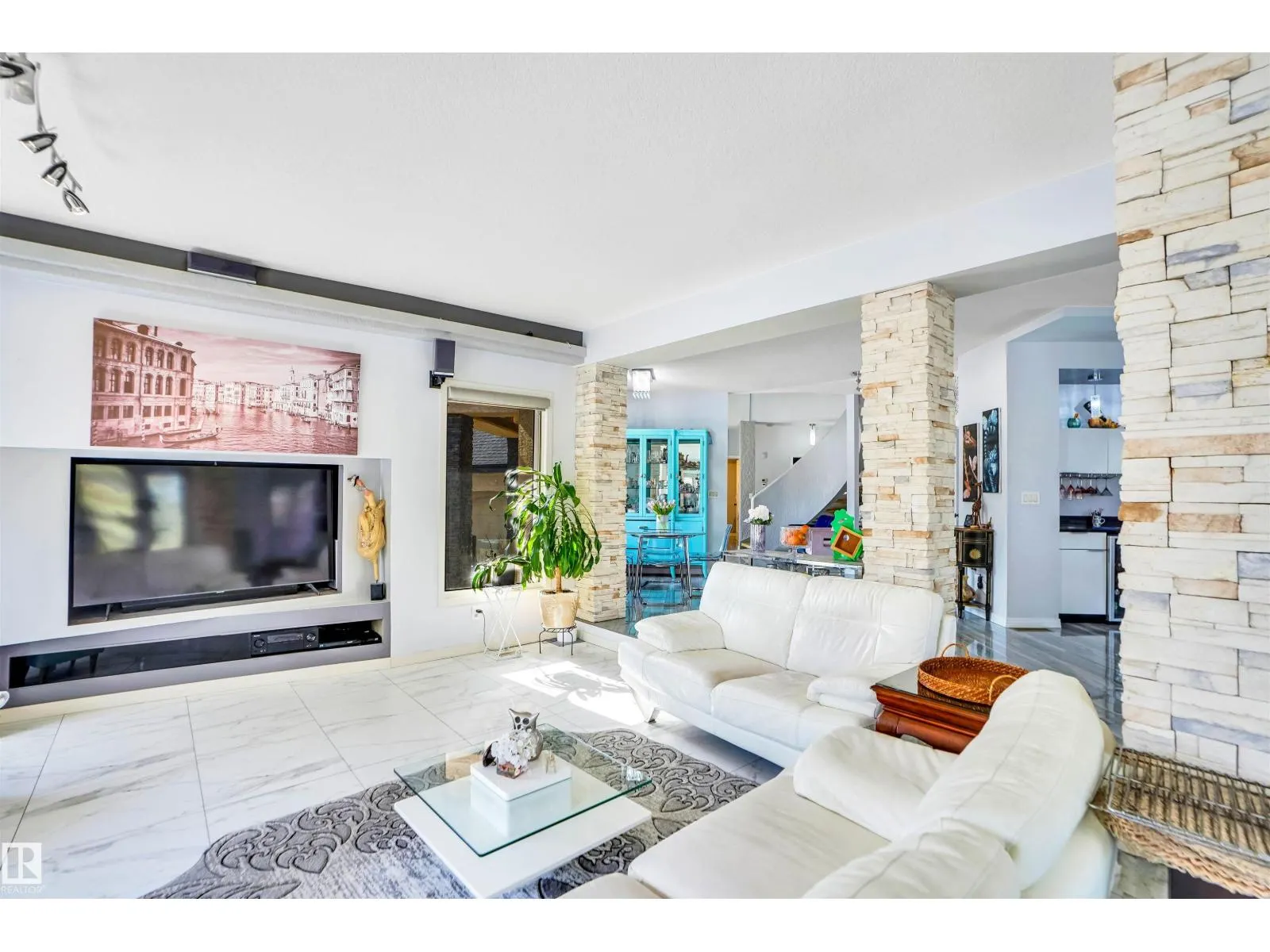 20604 5 AV SW