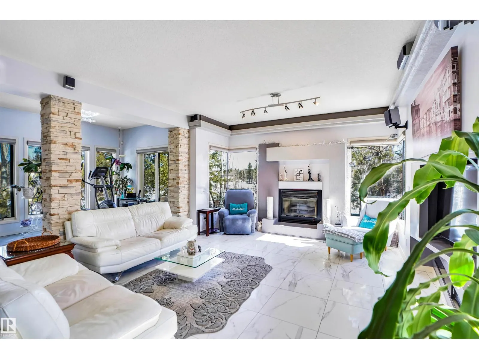 20604 5 AV SW