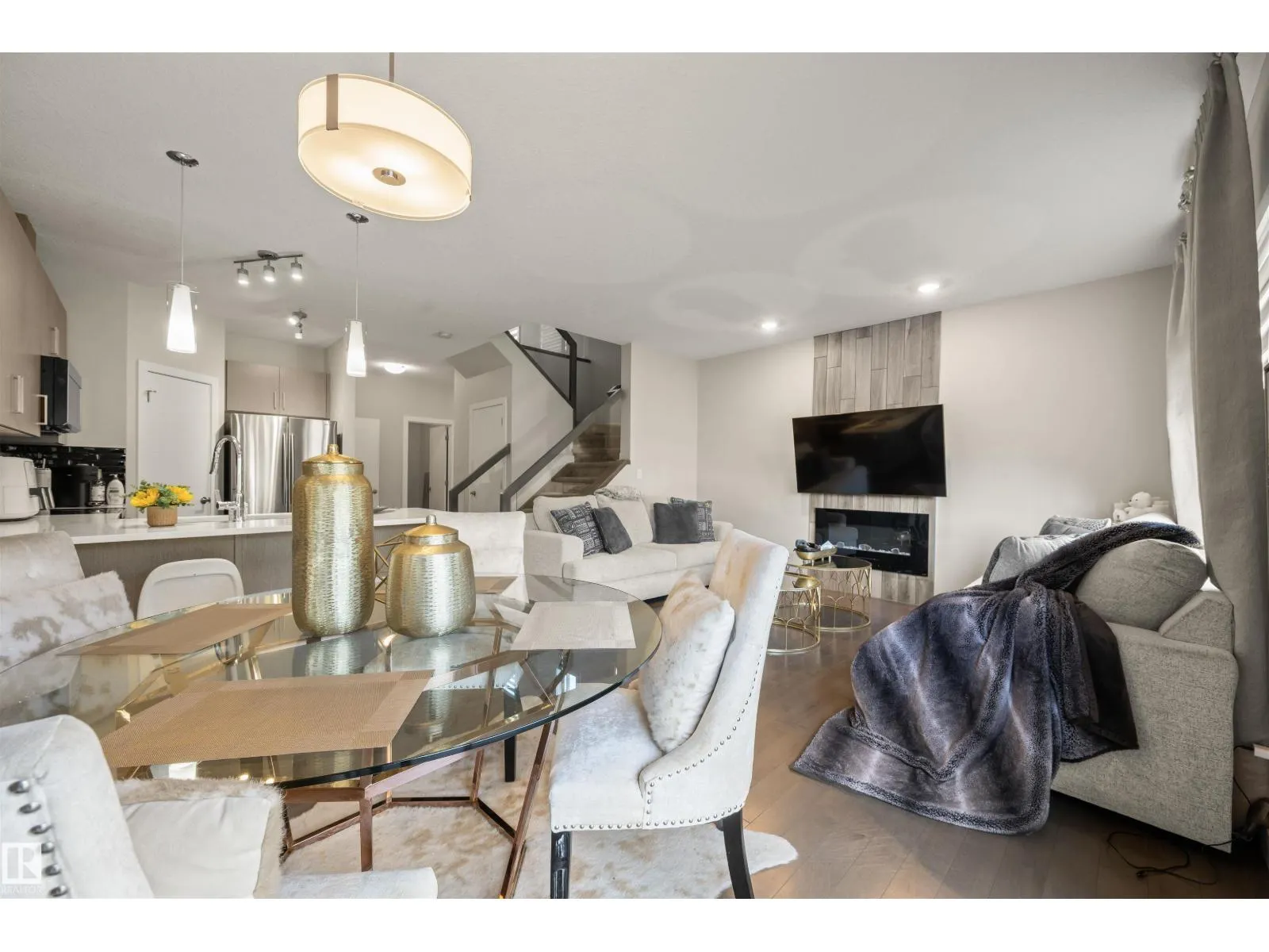 6014 171 AV NW