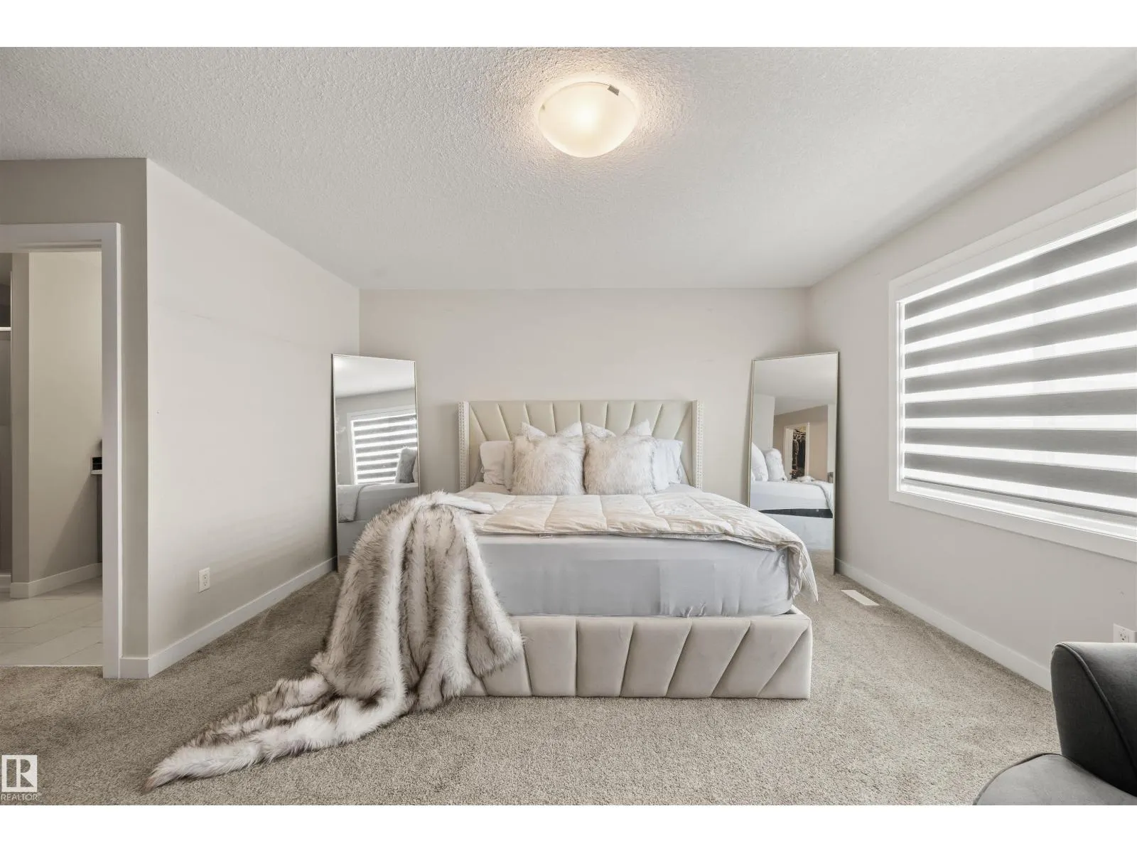 6014 171 AV NW