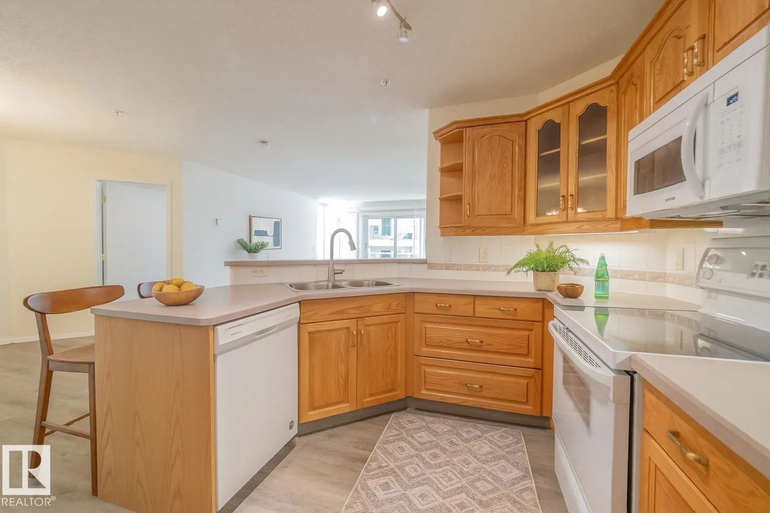 #218 9730 174 ST NW