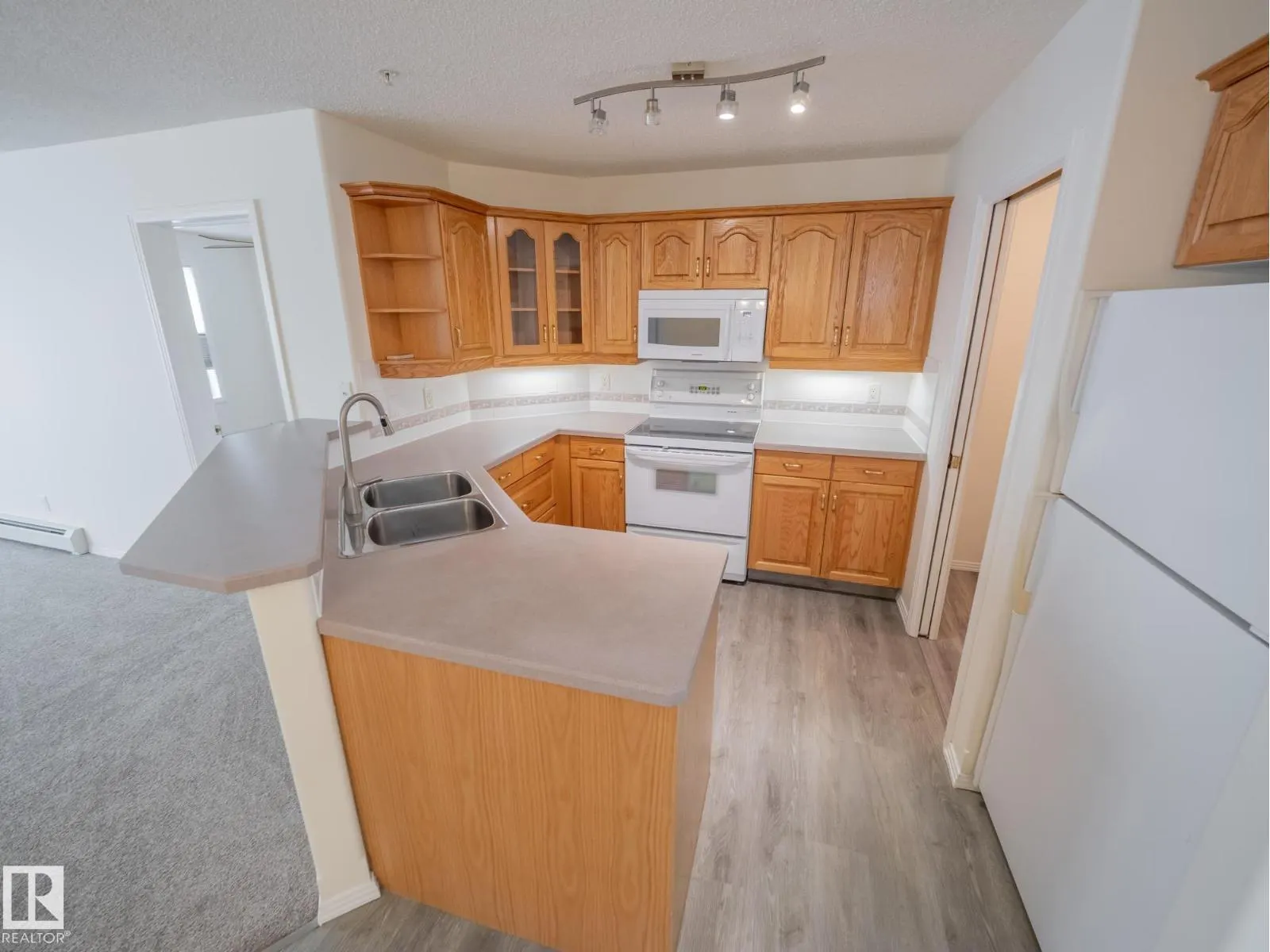 #218 9730 174 ST NW