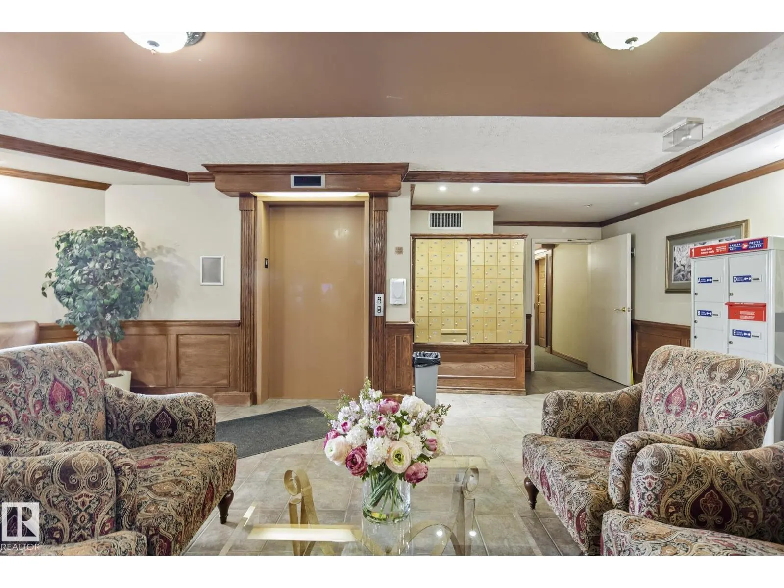 #218 9730 174 ST NW