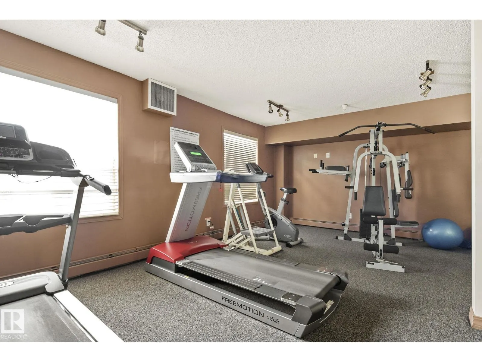 #218 9730 174 ST NW
