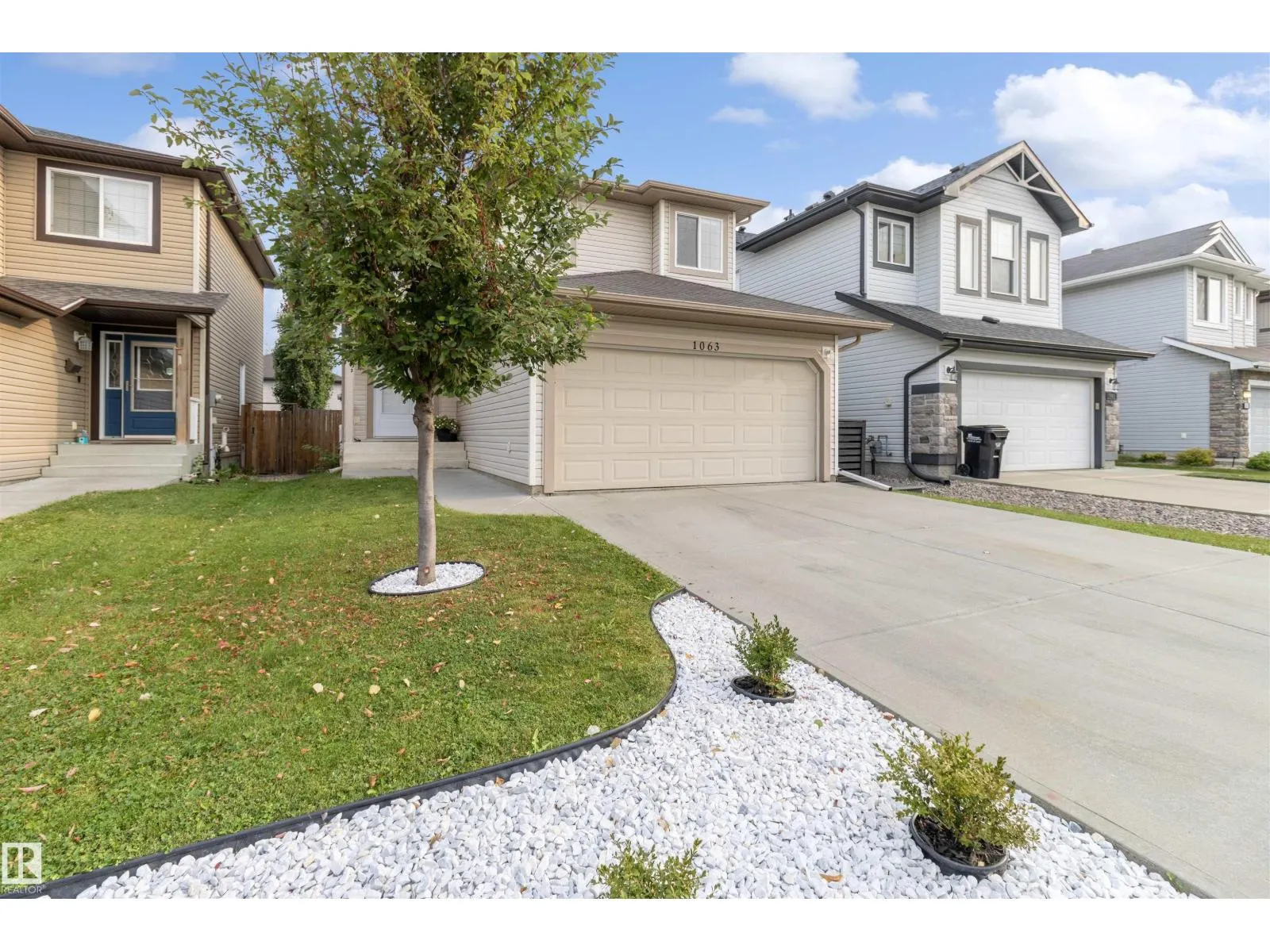 1063 FOXWOOD CR