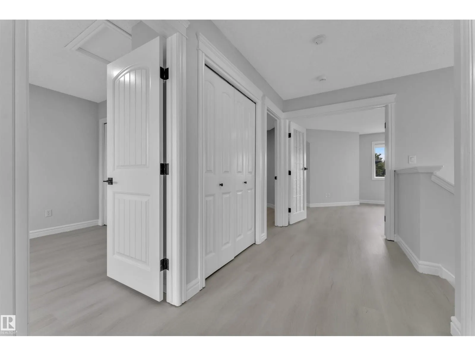4110 157A AV NW
