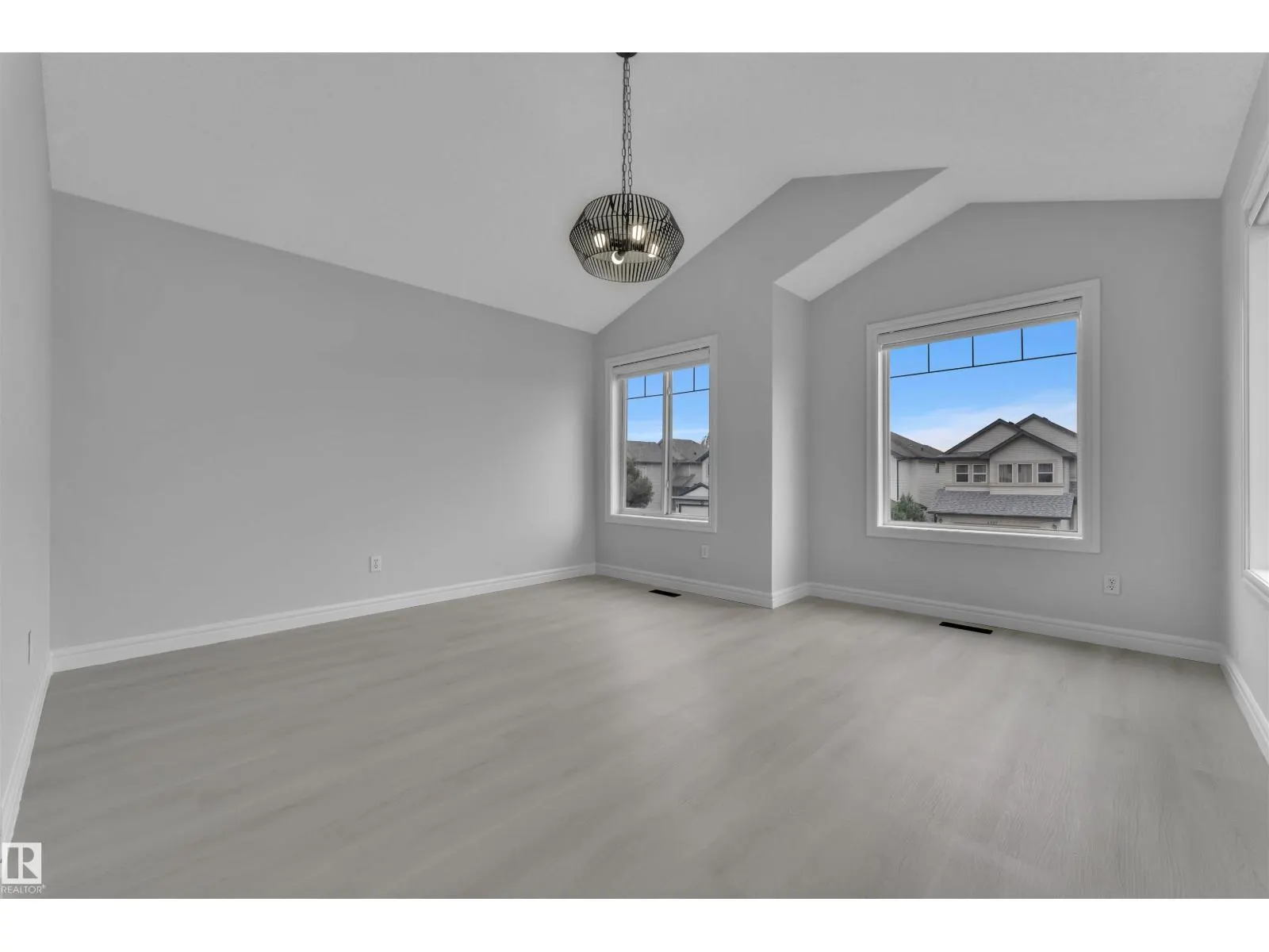 4110 157A AV NW