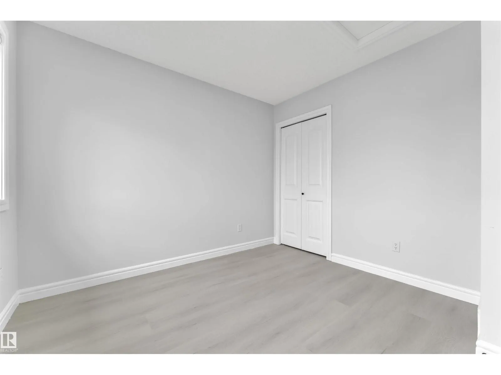 4110 157A AV NW