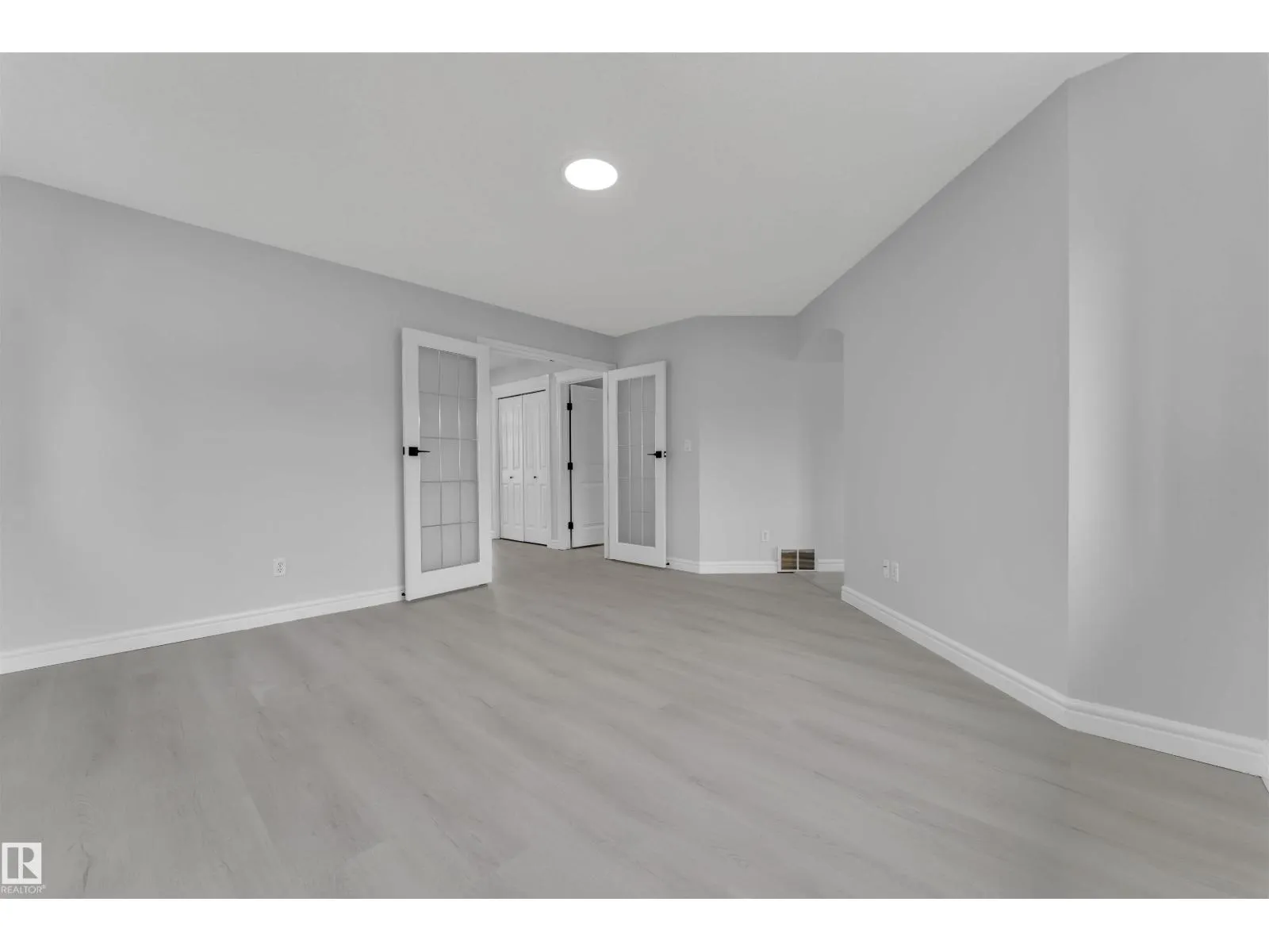 4110 157A AV NW