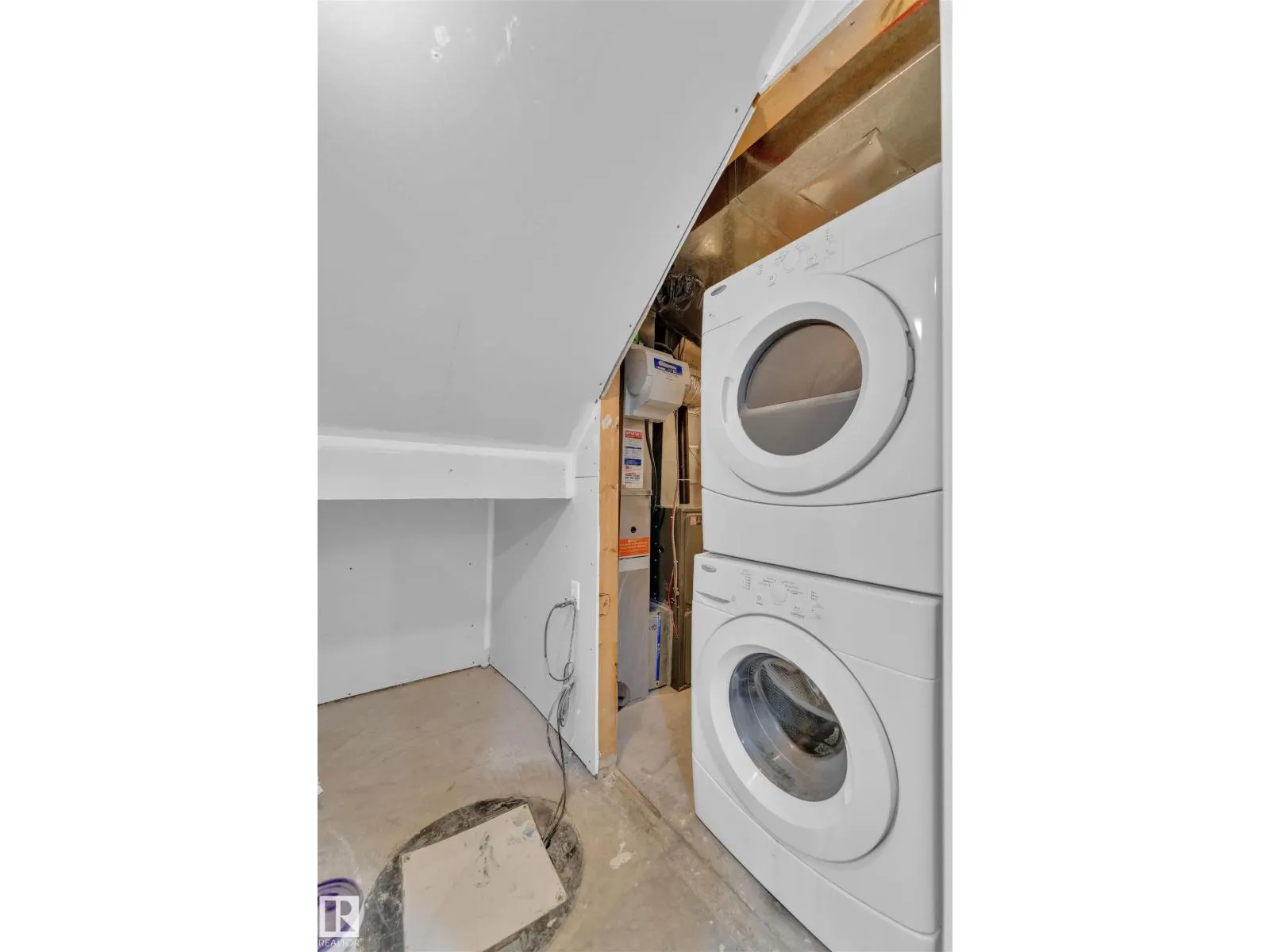 4110 157A AV NW