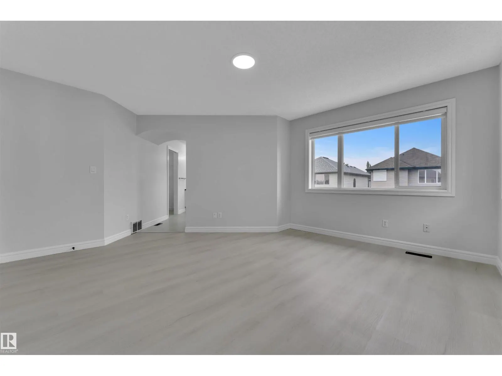 4110 157A AV NW