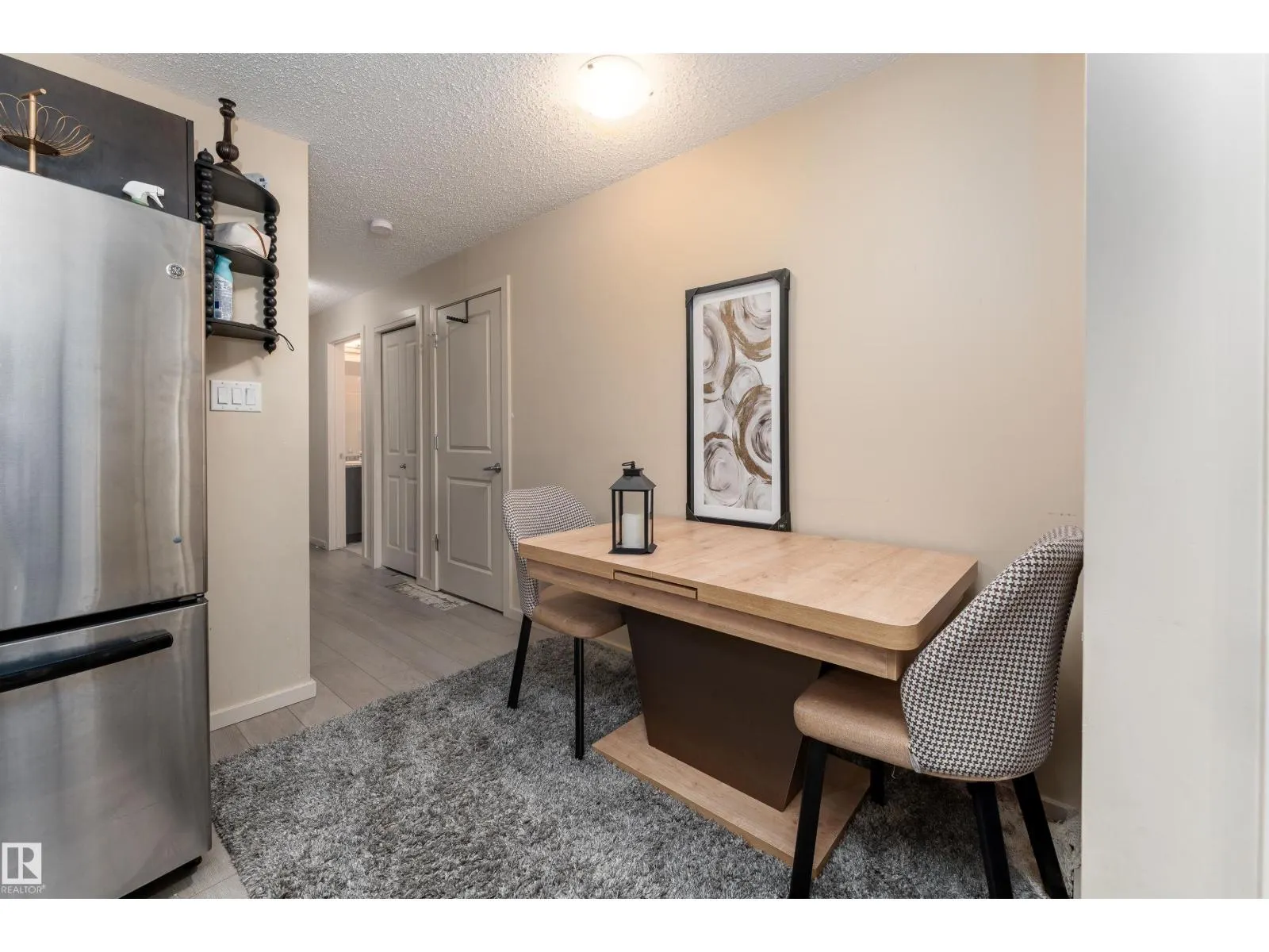 #205 340 WINDERMERE RD NW