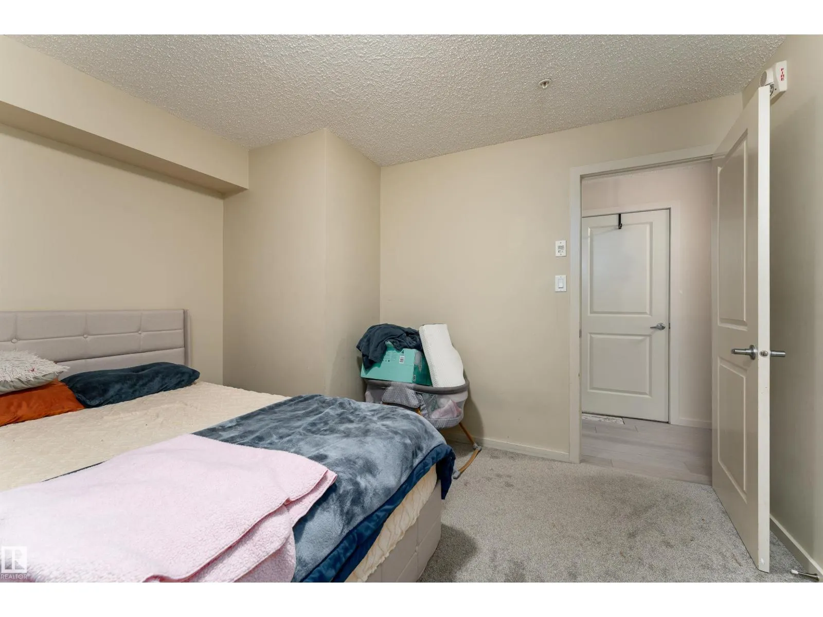 #205 340 WINDERMERE RD NW