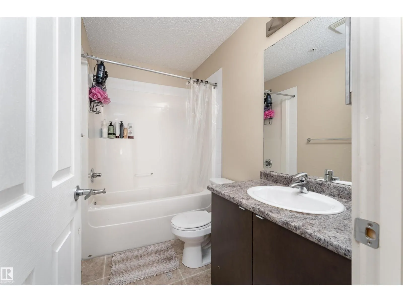 #205 340 WINDERMERE RD NW