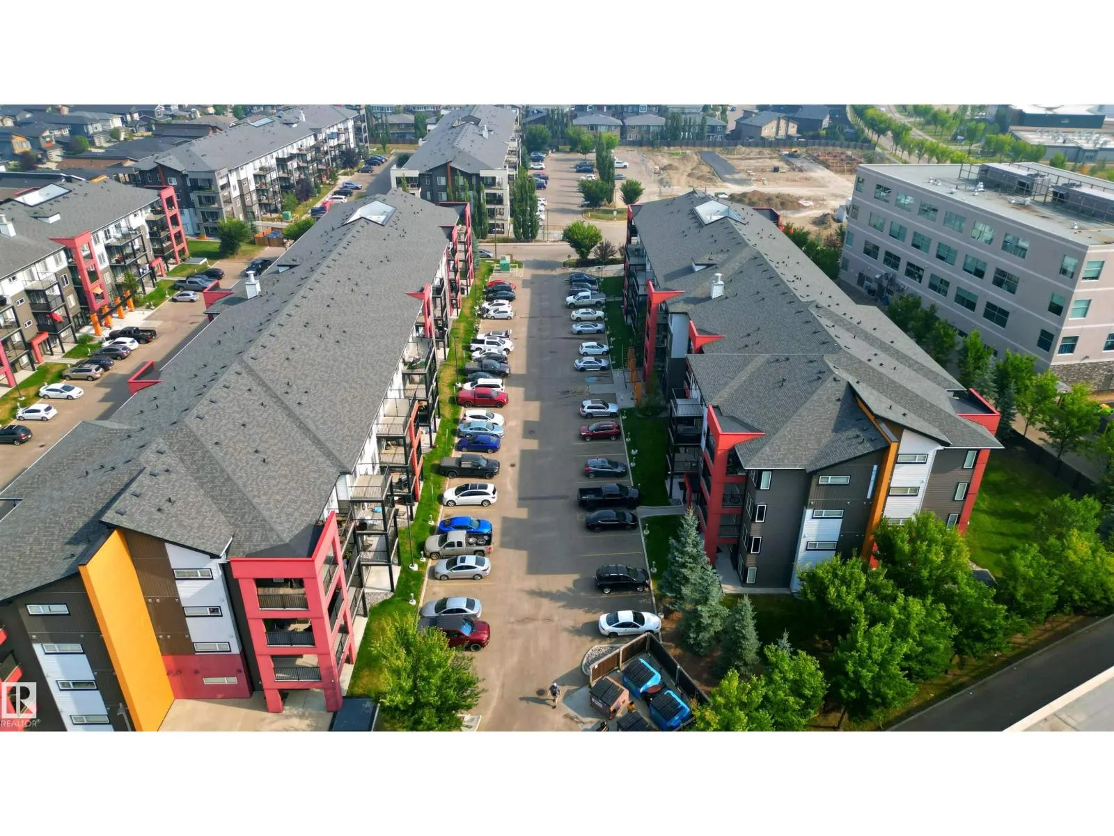 #205 340 WINDERMERE RD NW