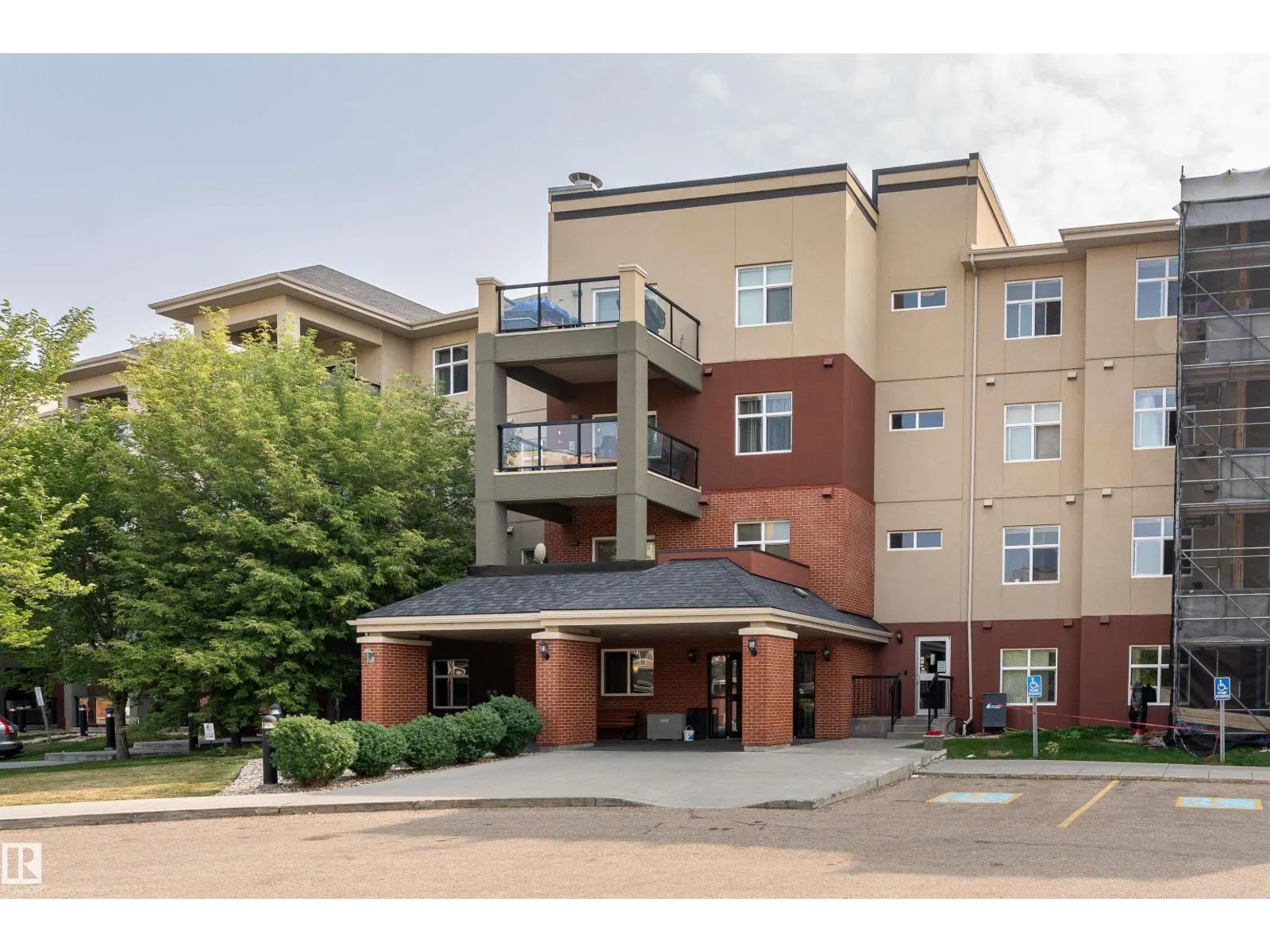 #439 7825 71 ST NW