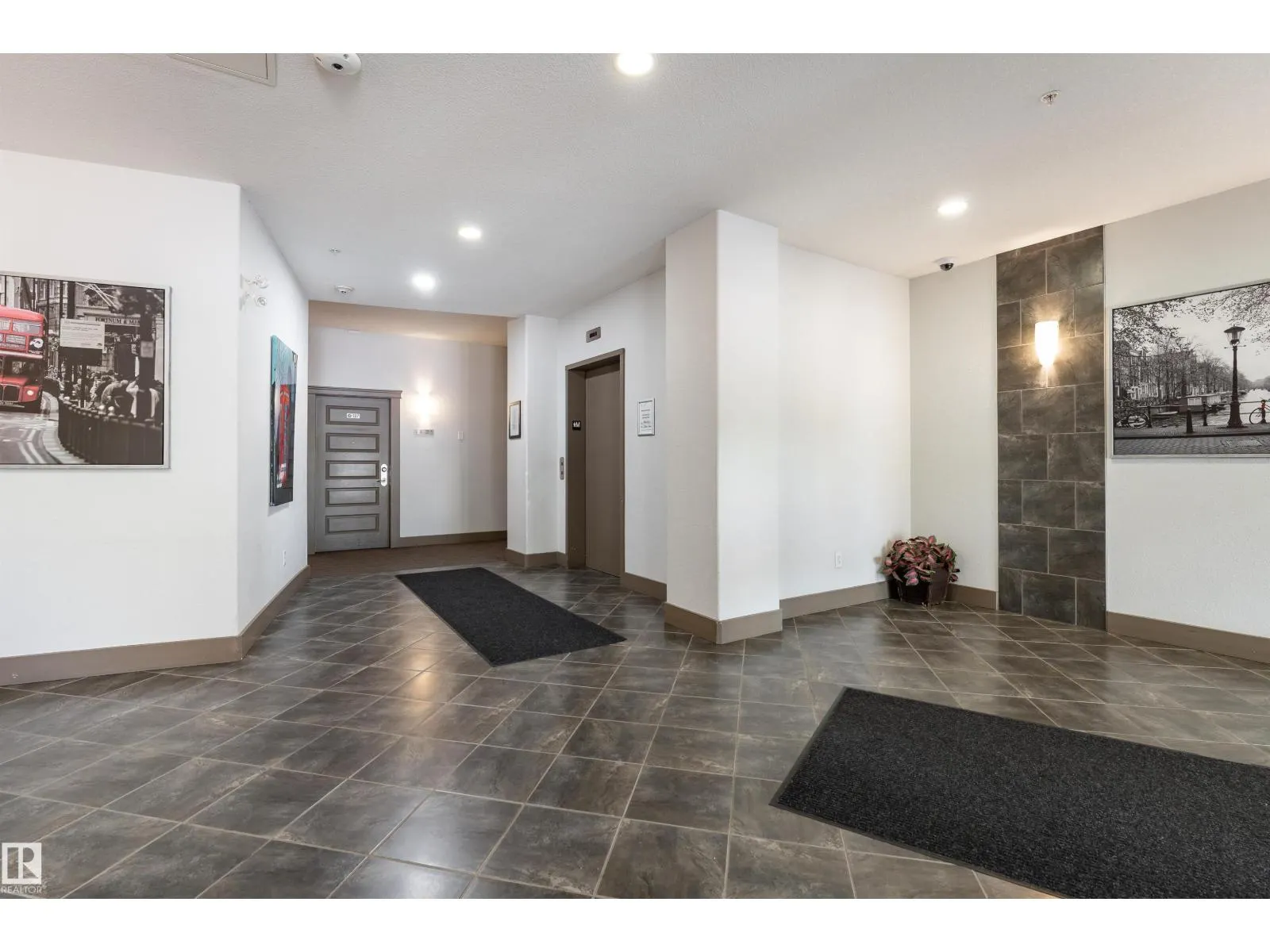 #439 7825 71 ST NW