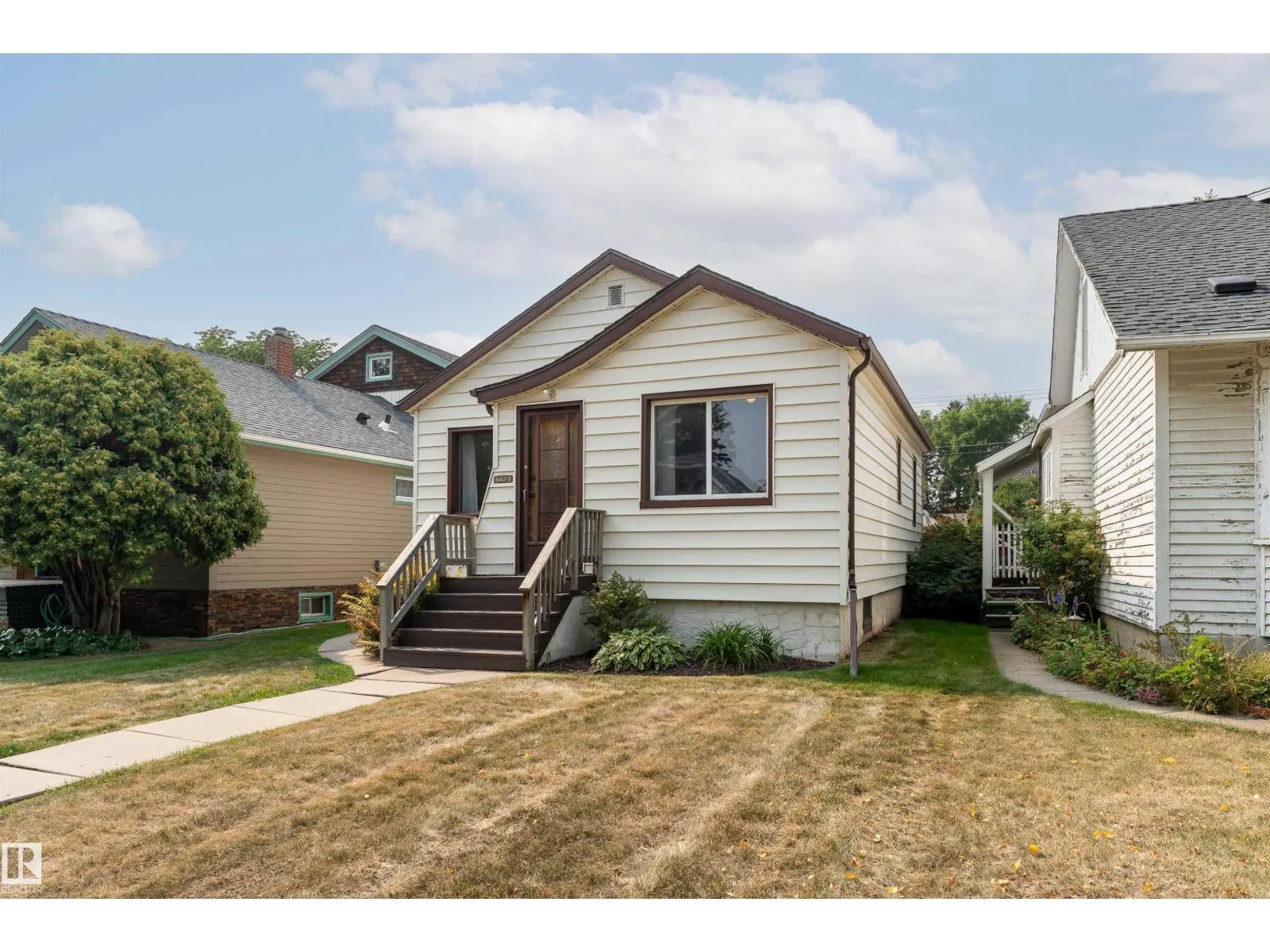 11438 65 ST NW