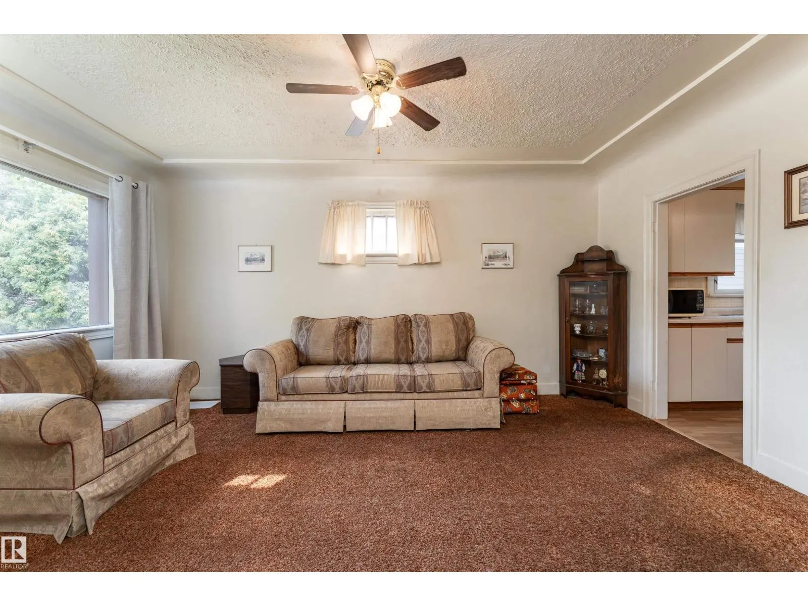 11438 65 ST NW