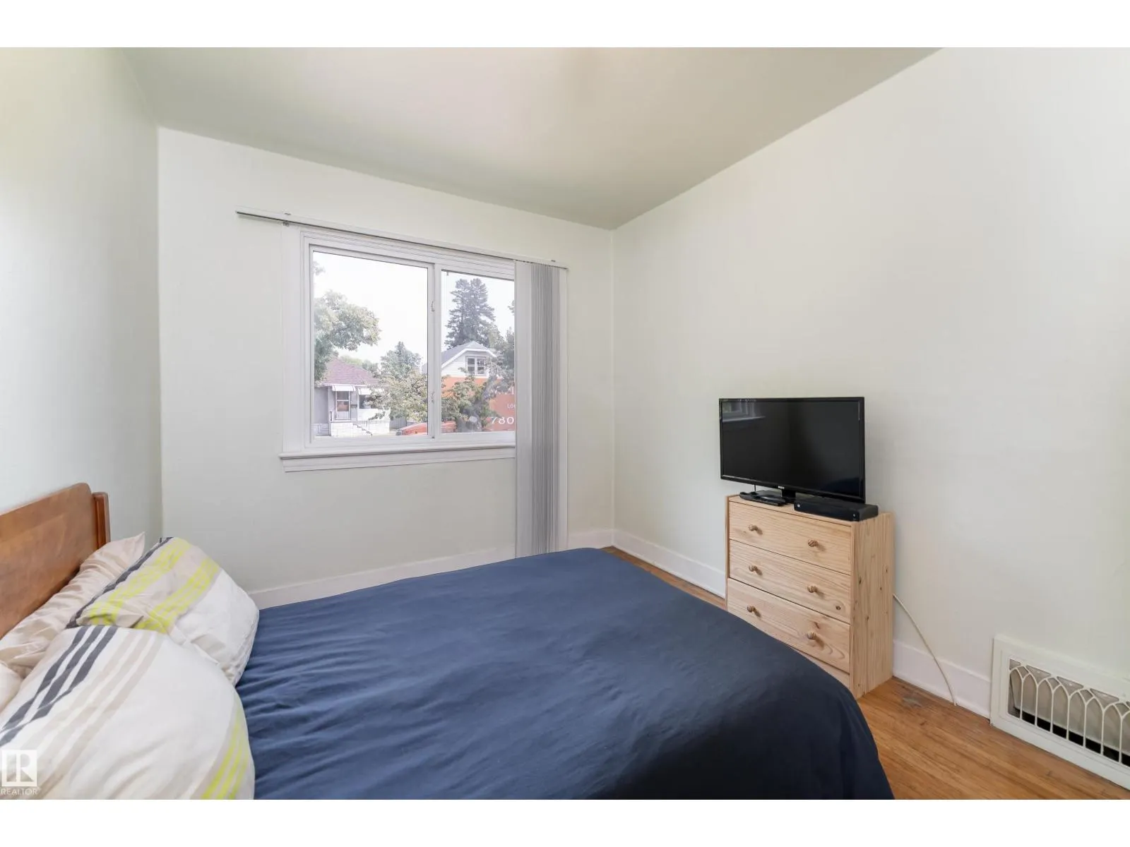 11438 65 ST NW