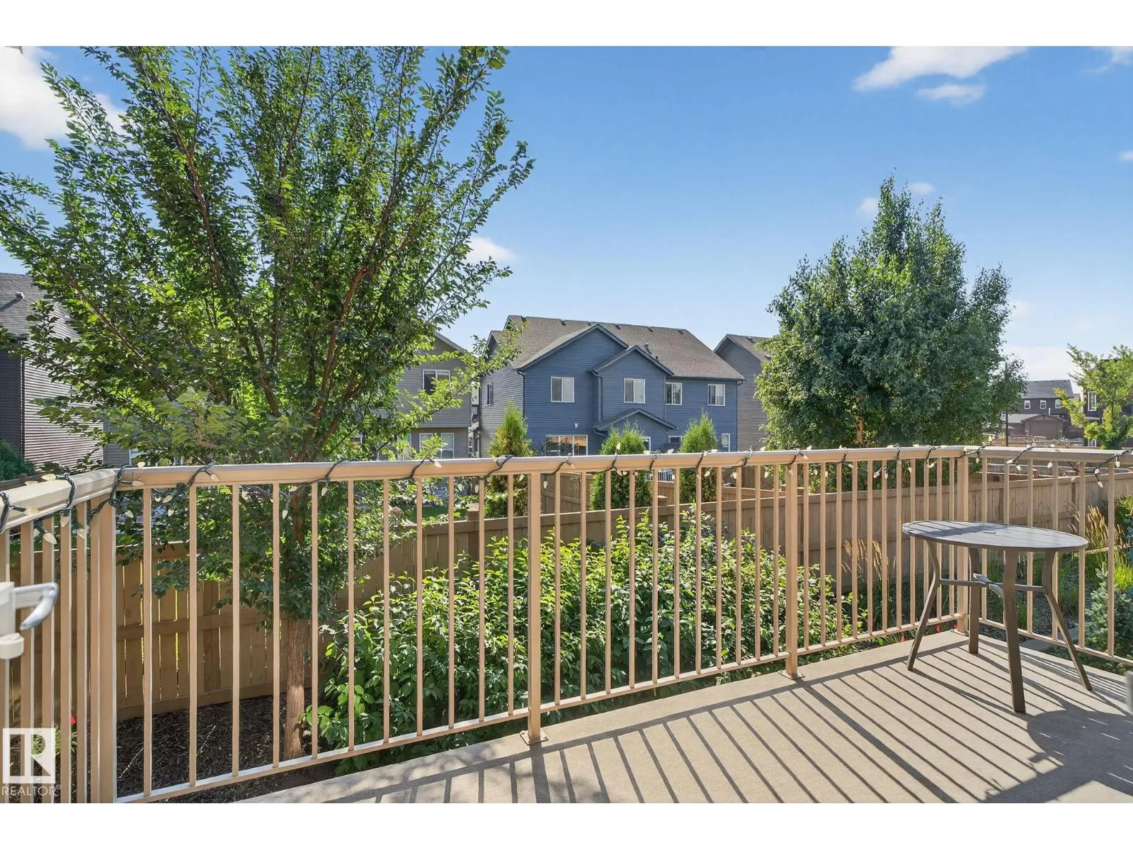 #10 1005 GRAYDON HILL BV SW