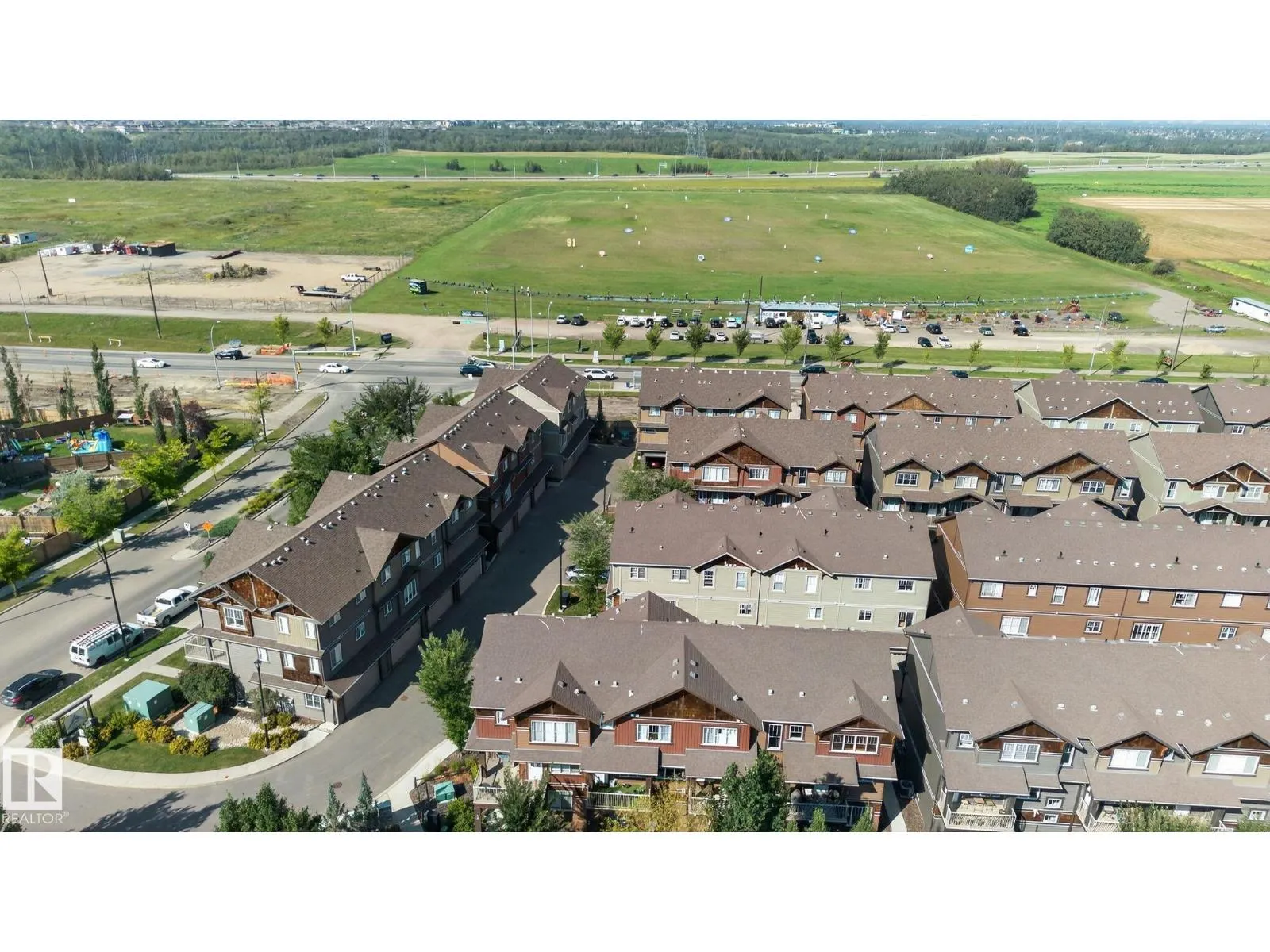 #10 1005 GRAYDON HILL BV SW