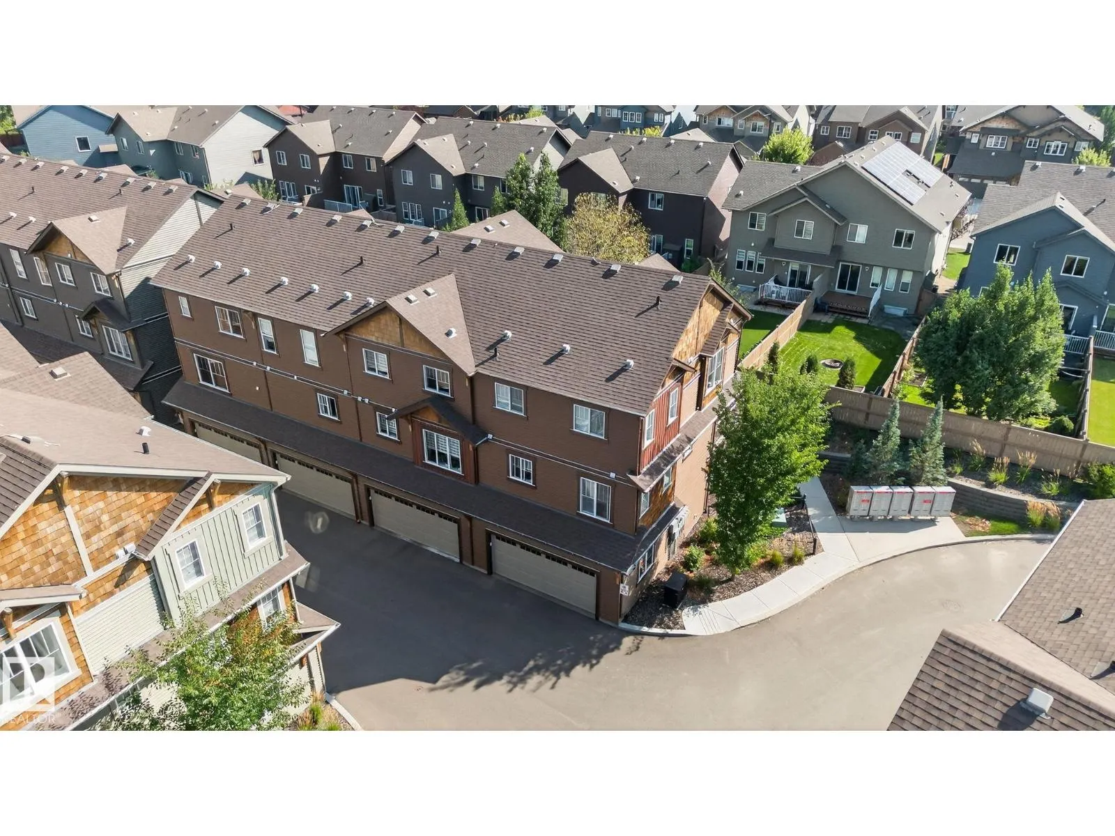 #10 1005 GRAYDON HILL BV SW
