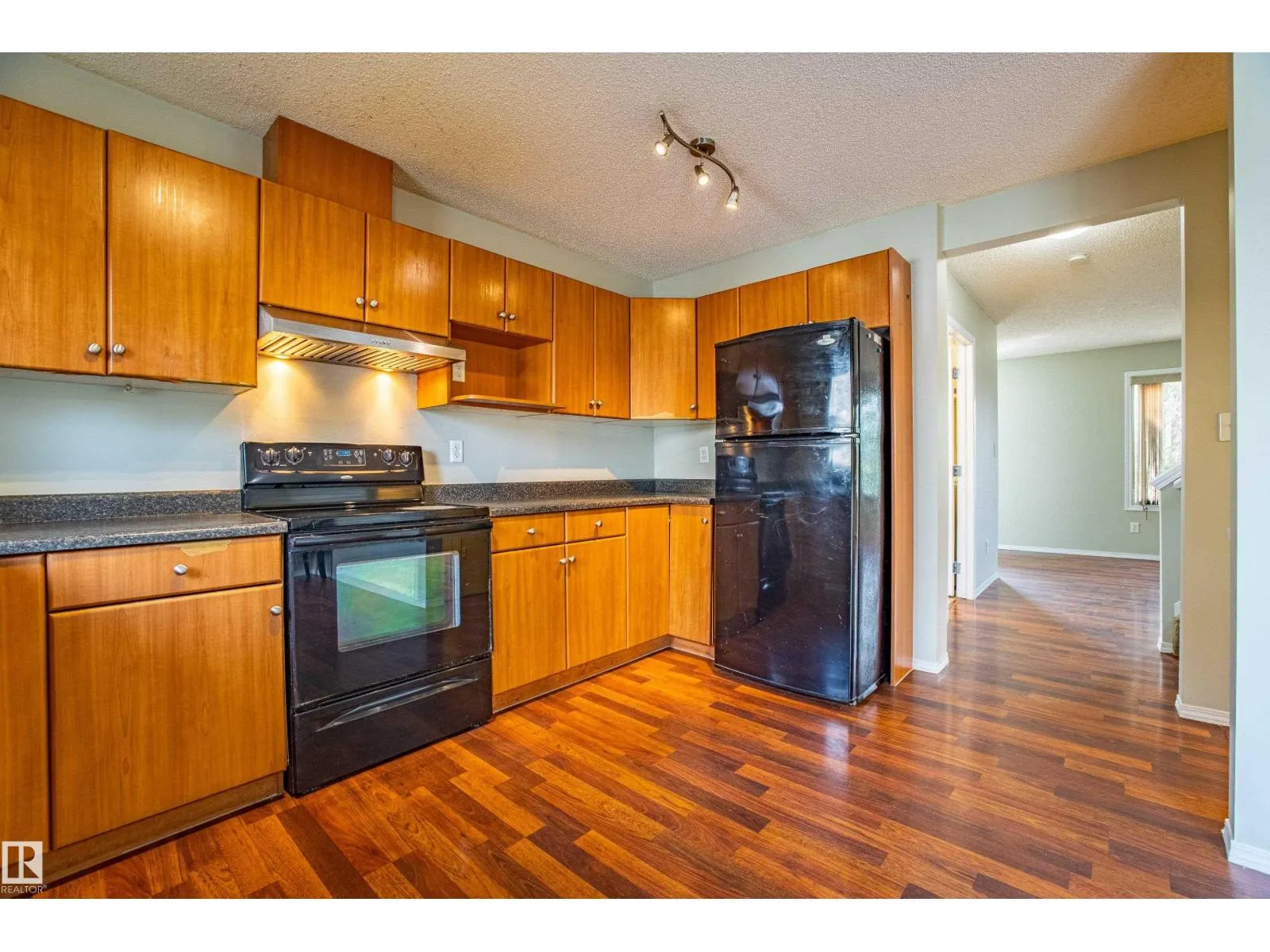 #51, 2503 24 ST NW