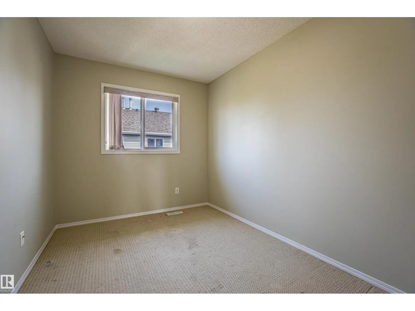#51, 2503 24 ST NW