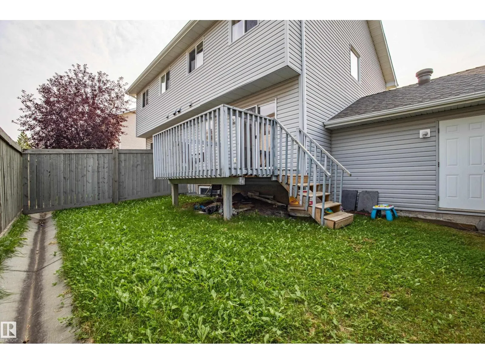 #51, 2503 24 ST NW