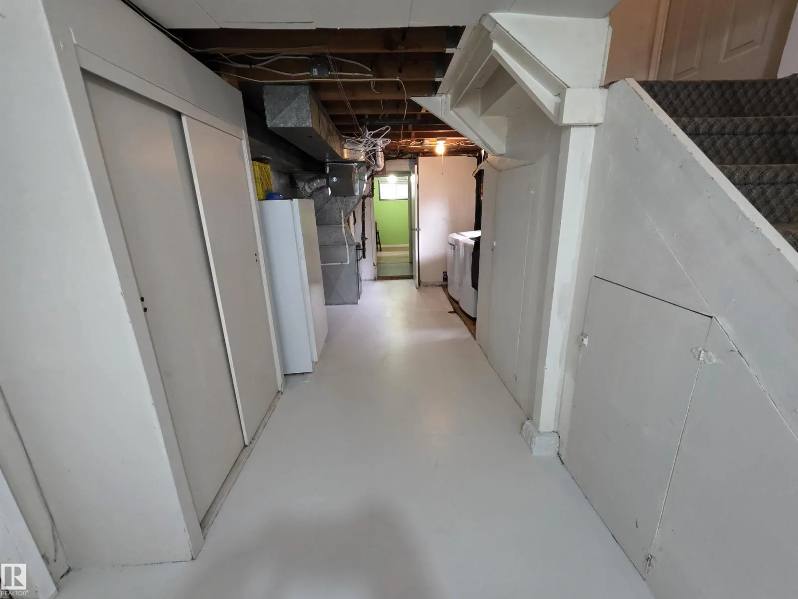 11933 50 ST NW