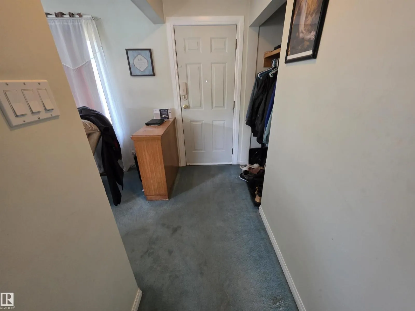 11933 50 ST NW