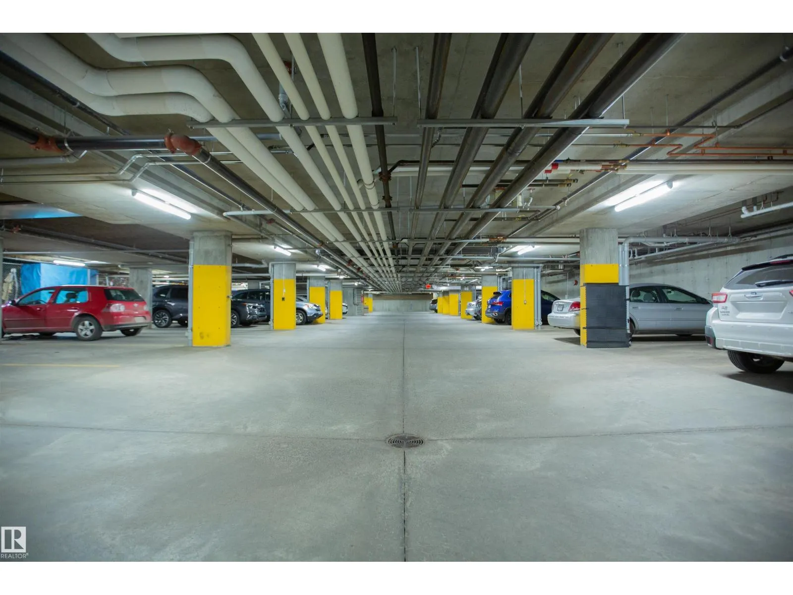 #325 7510 89 ST NW