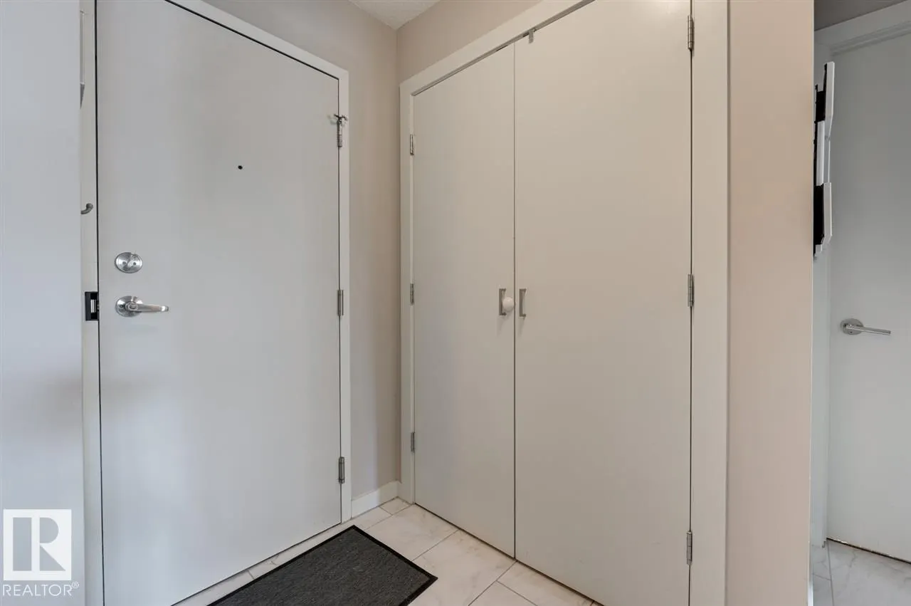 #104 10140 115 ST NW